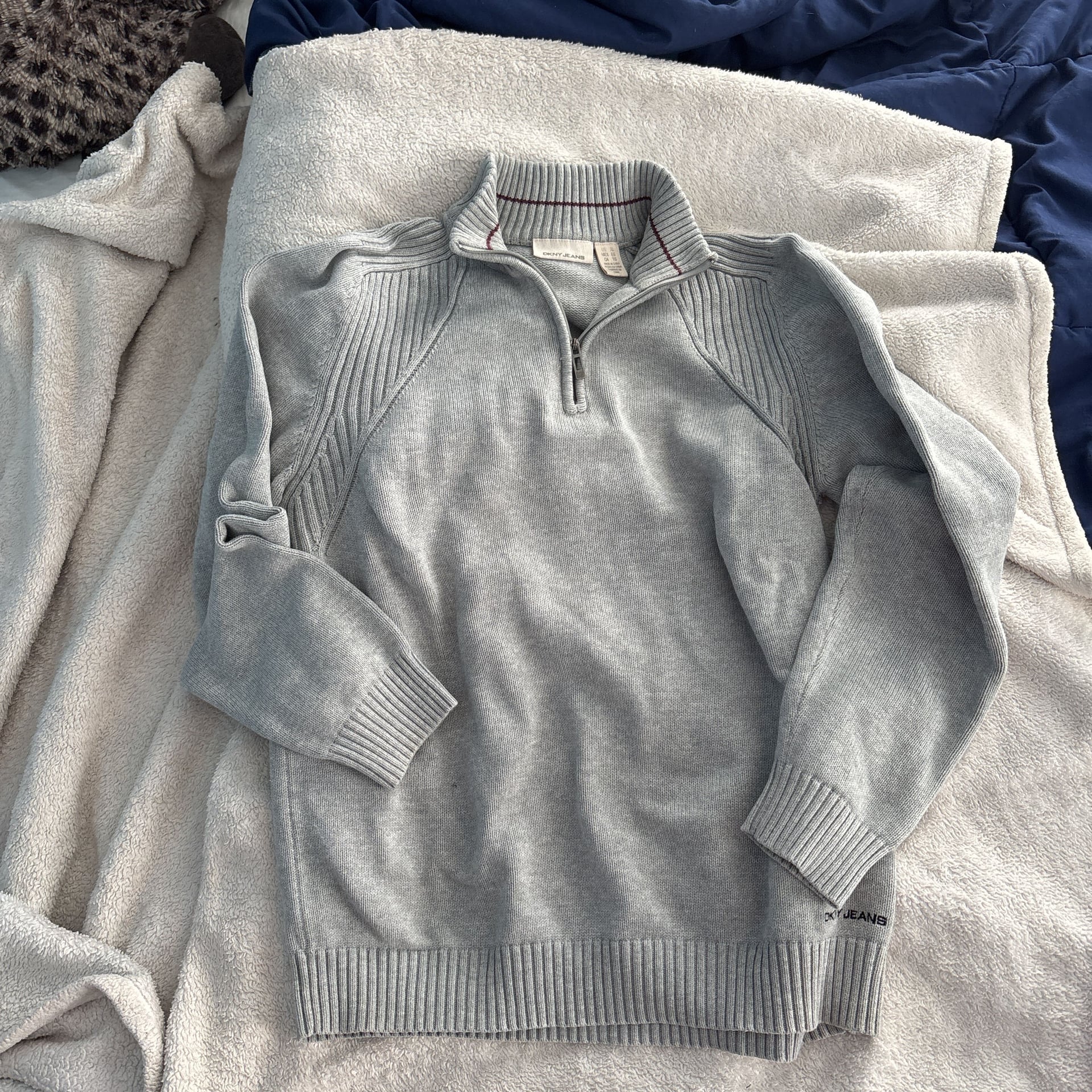 DKNY Jeans Men's Gray 1/4 Zip Mock Neck Long Sleeve Pullover Sweater 1