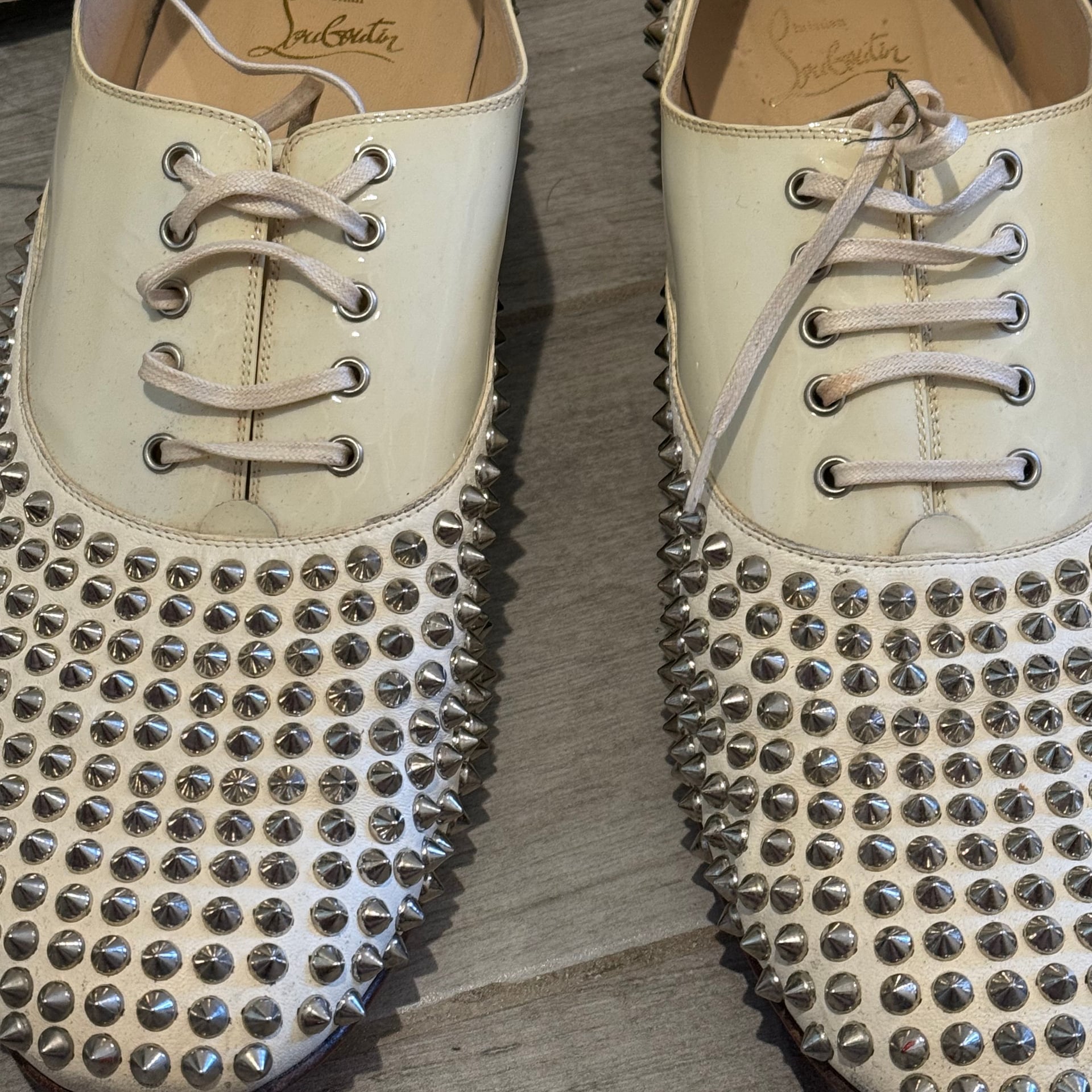 Christian Louboutin Freddy Spiked White Leather Loafer Flat Shoes 7