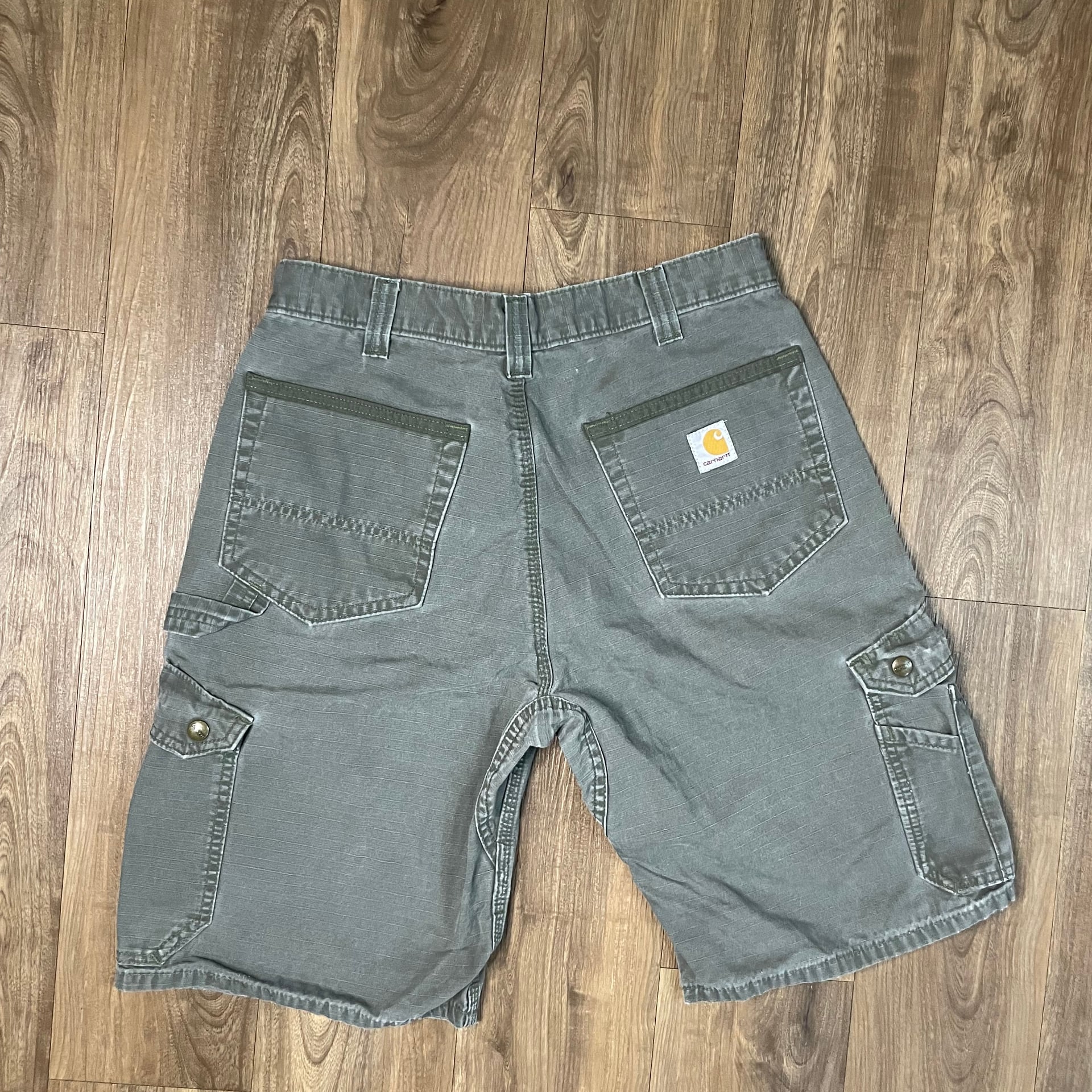Vintage Carhartt Relaxed Fit Cargo Shorts Green Size 32 1