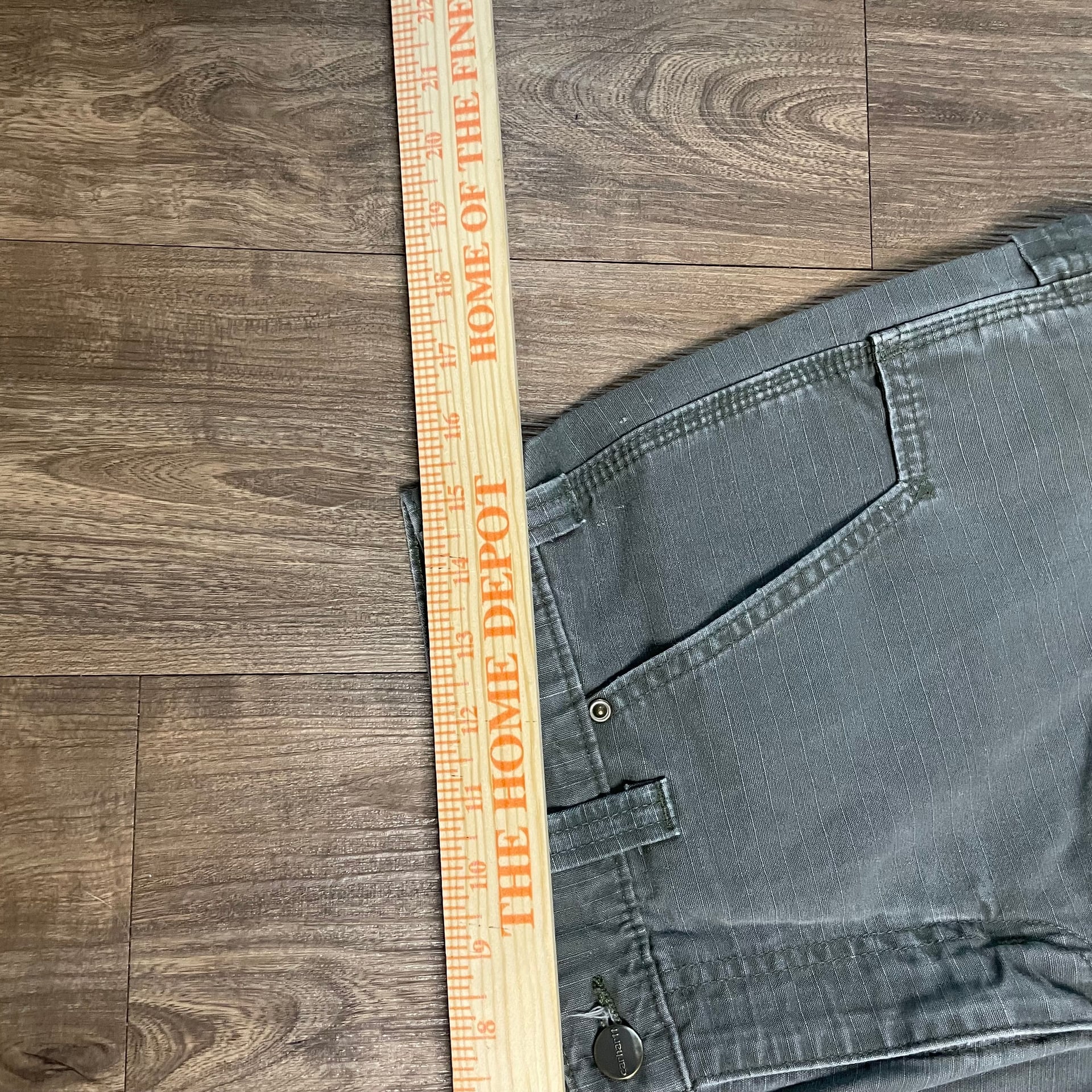 Vintage Carhartt Relaxed Fit Cargo Shorts Green Size 32 3