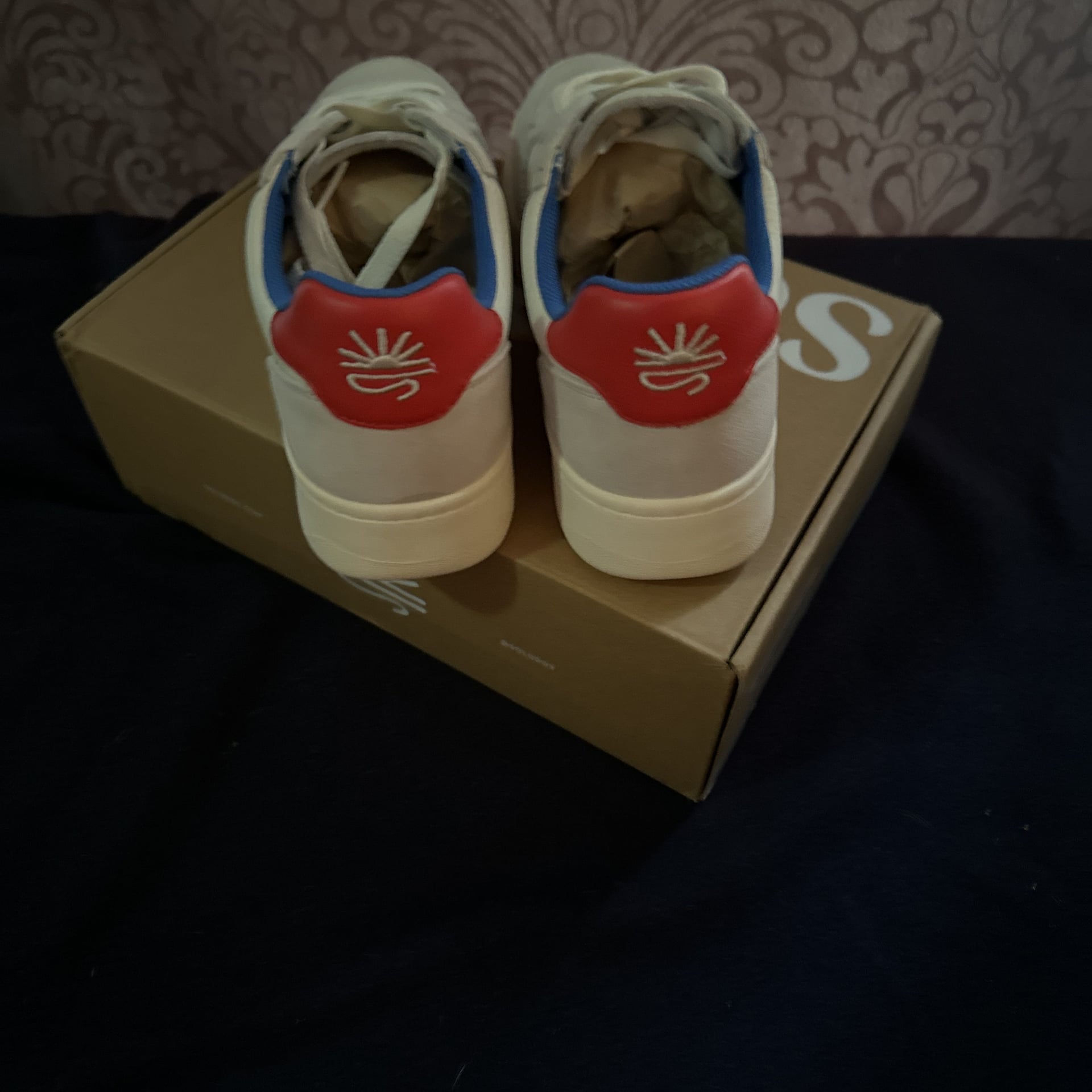 Soludos Roma Retro Sneaker White Blue Red Size 10 4