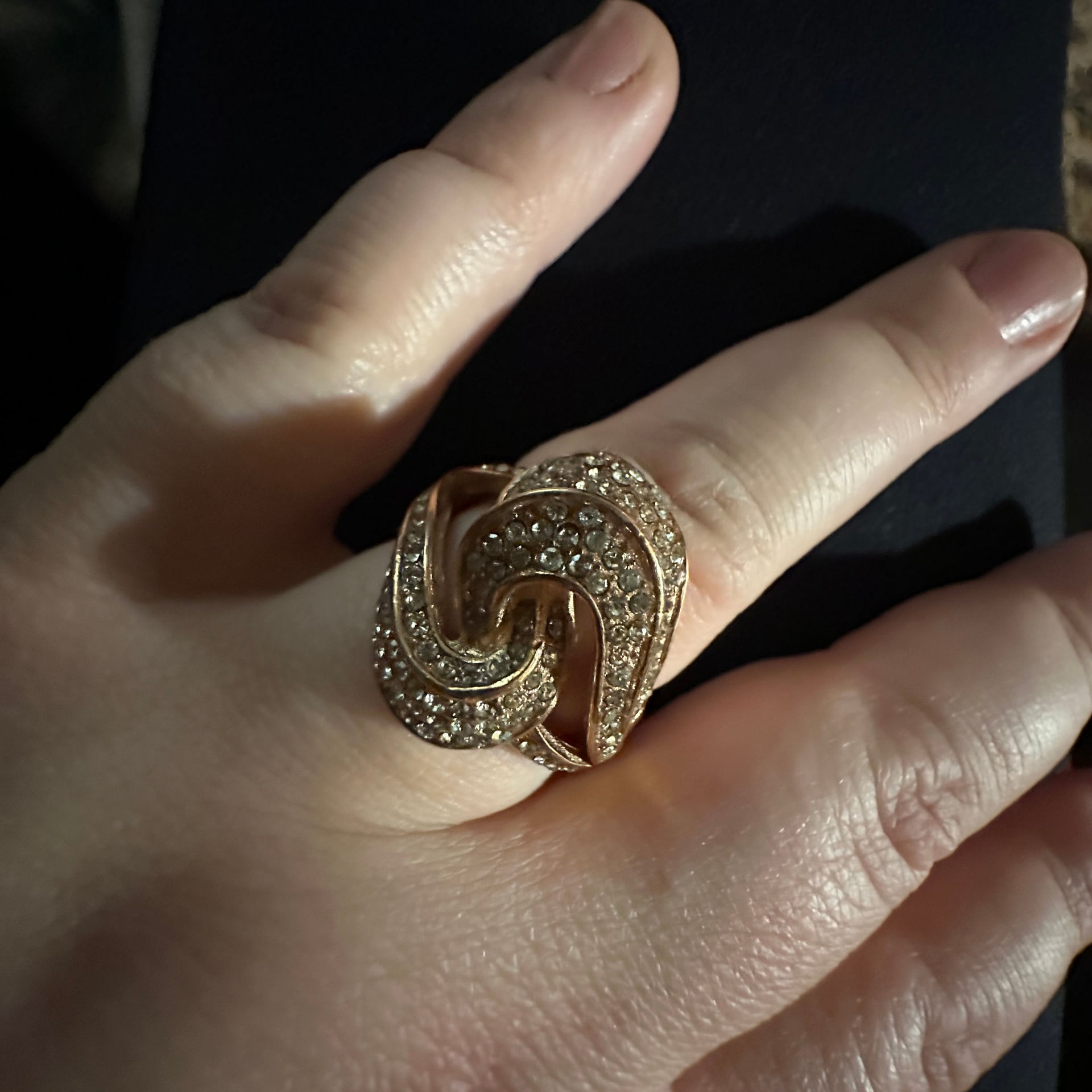 Gilded SS Ring With White Stones interlocking 316L 3