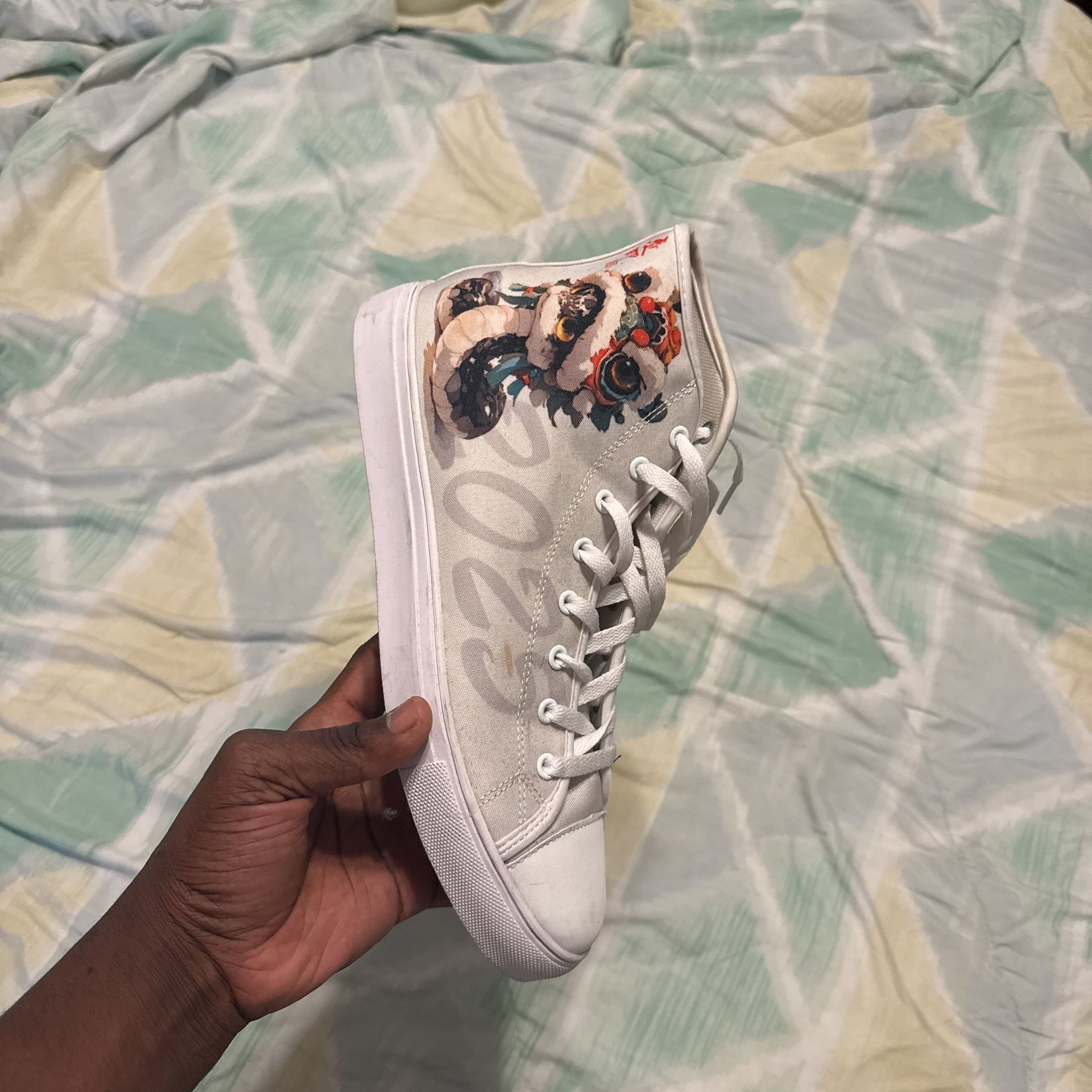 Unisex High-Top Canvas Shoes with Two Dragons Illustration 2