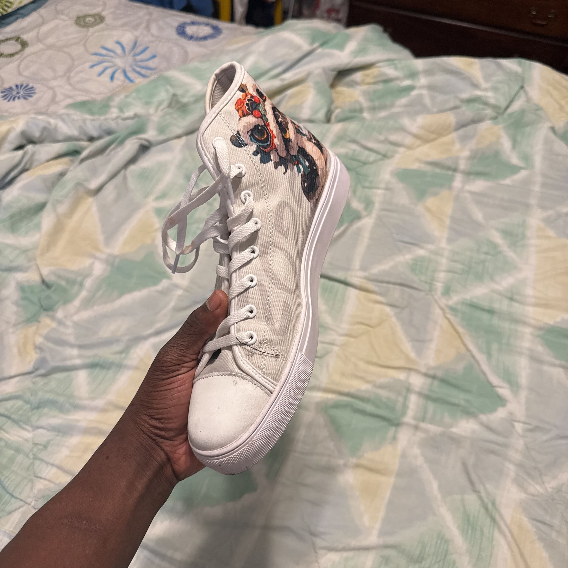 Unisex High-Top Canvas Shoes with Two Dragons Illustration 4