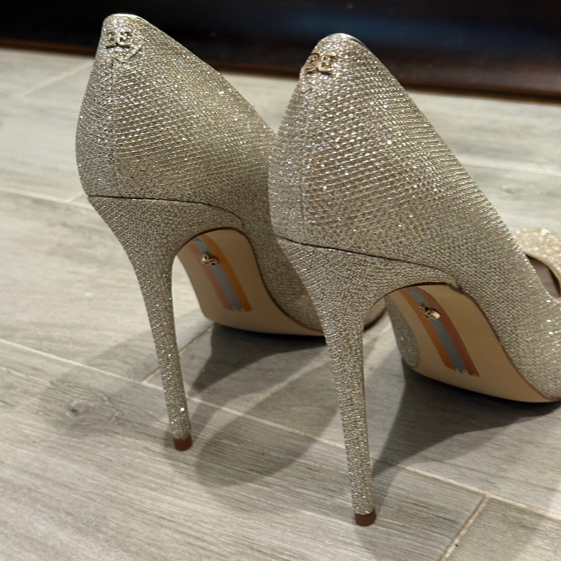Sam Edelman Danna Pointed Toe Stiletto Gold Mesh Heels 7