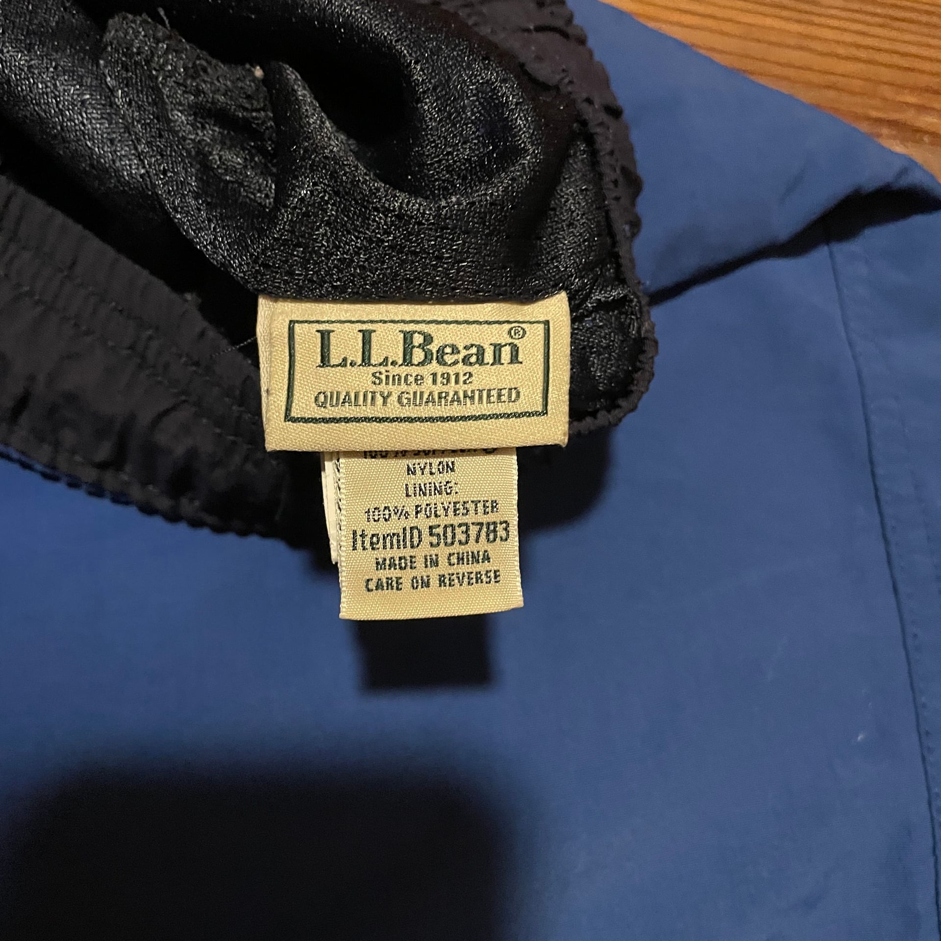 Product thumbnail 4