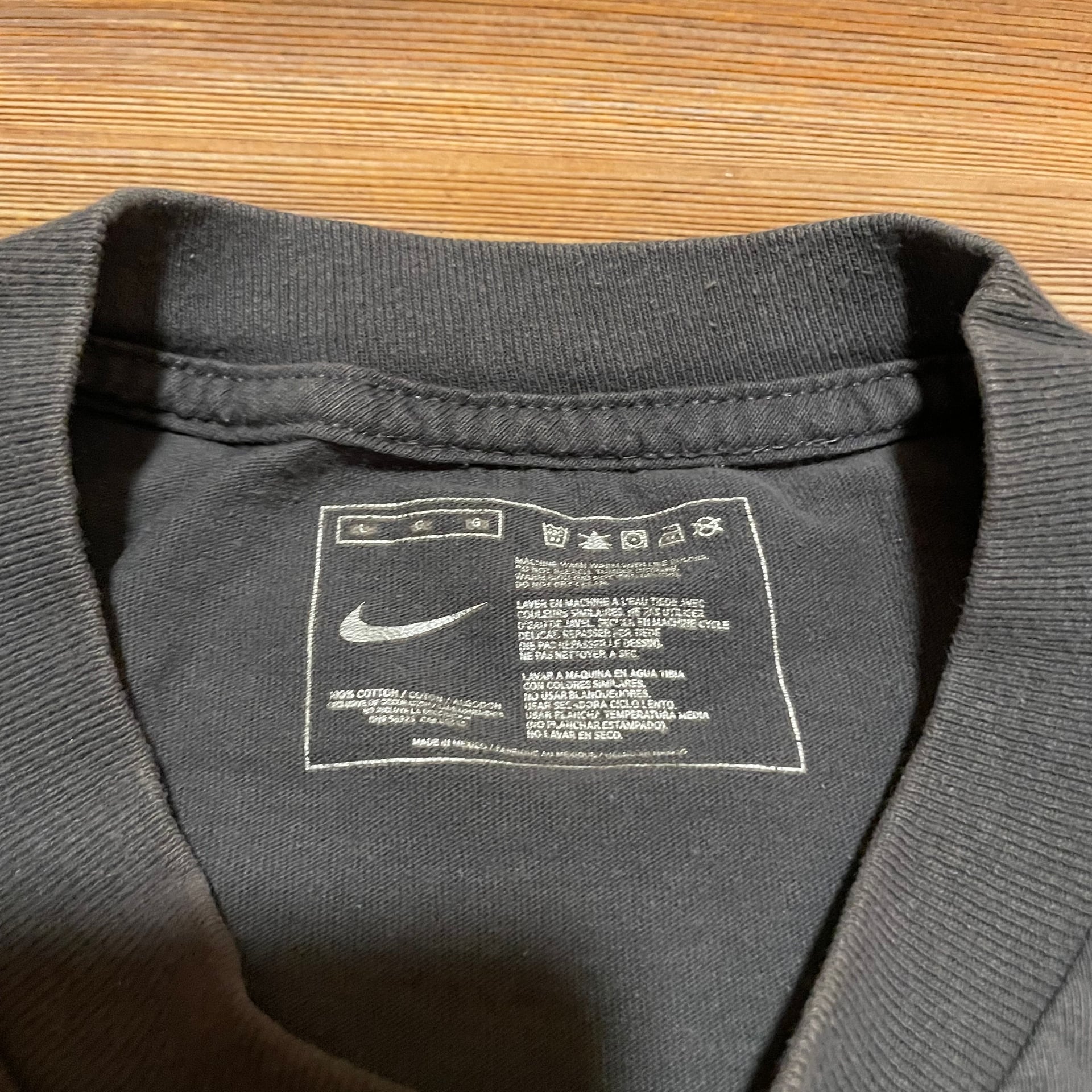 Vintage Nike Center swoosh athletics T-shirt 4