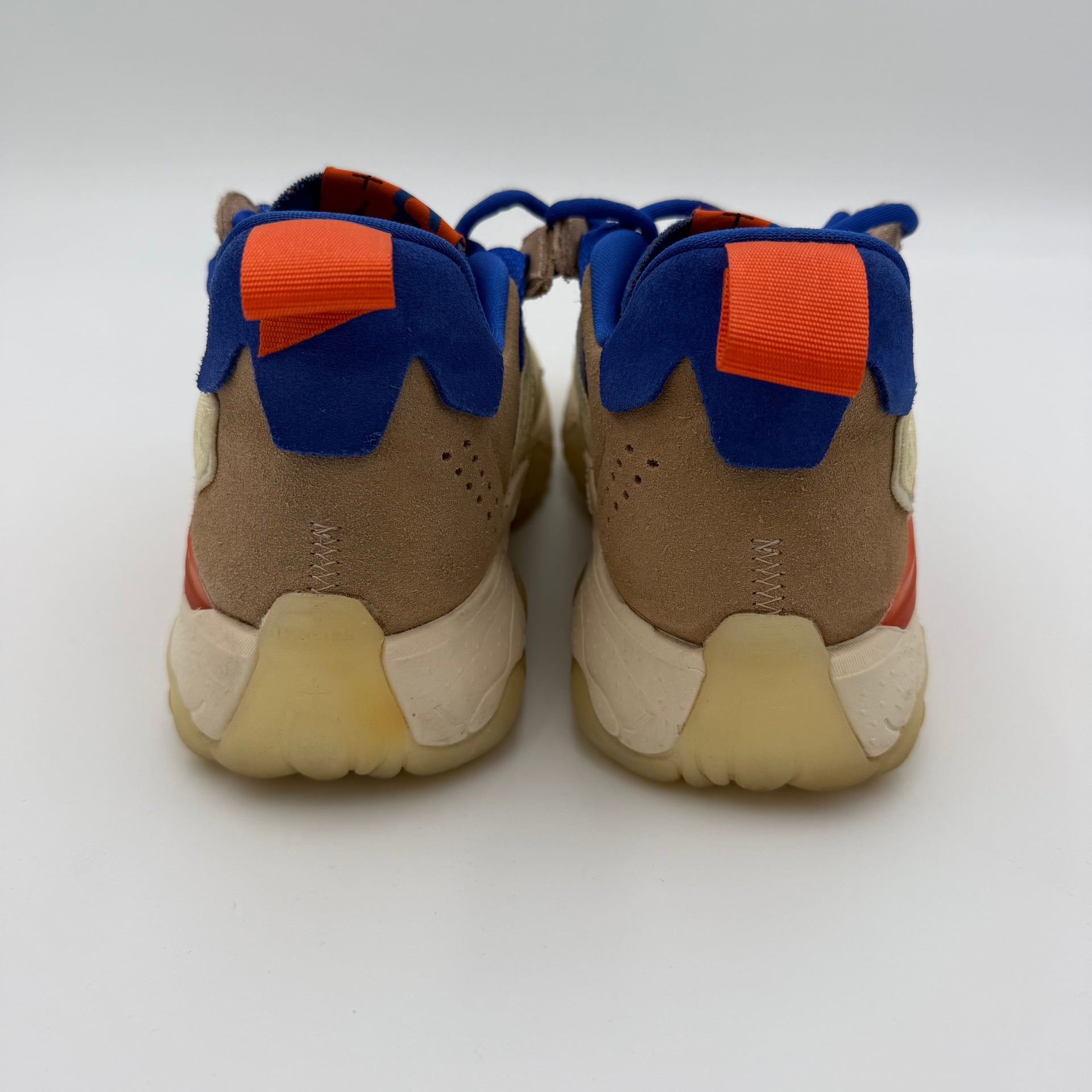 Air Jordan Wmns Jordan Delta 2 'Hyper Royal Orange' 5