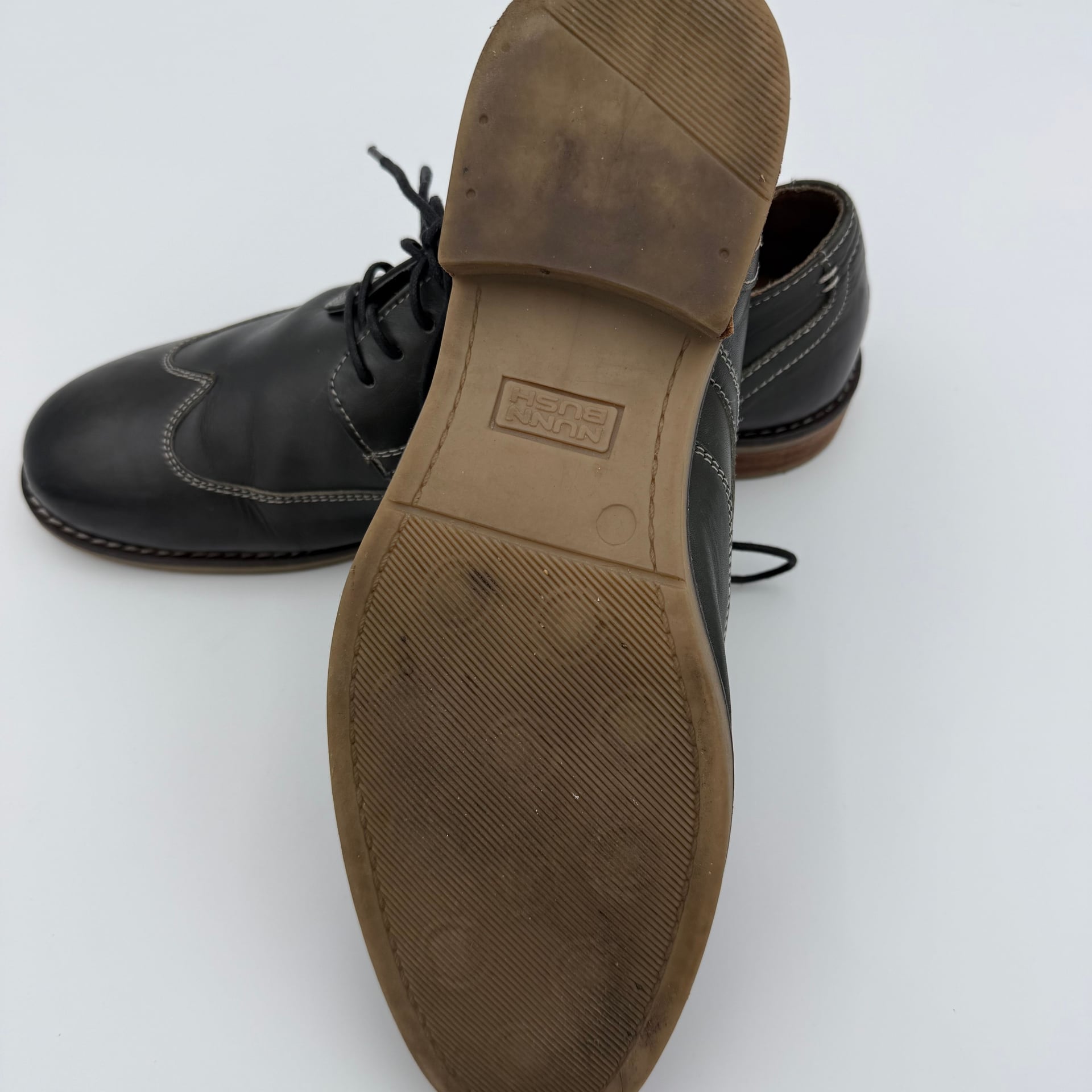 Nunn Bush Cam Moc Toe Oxford in Black Tumbled Leather 4