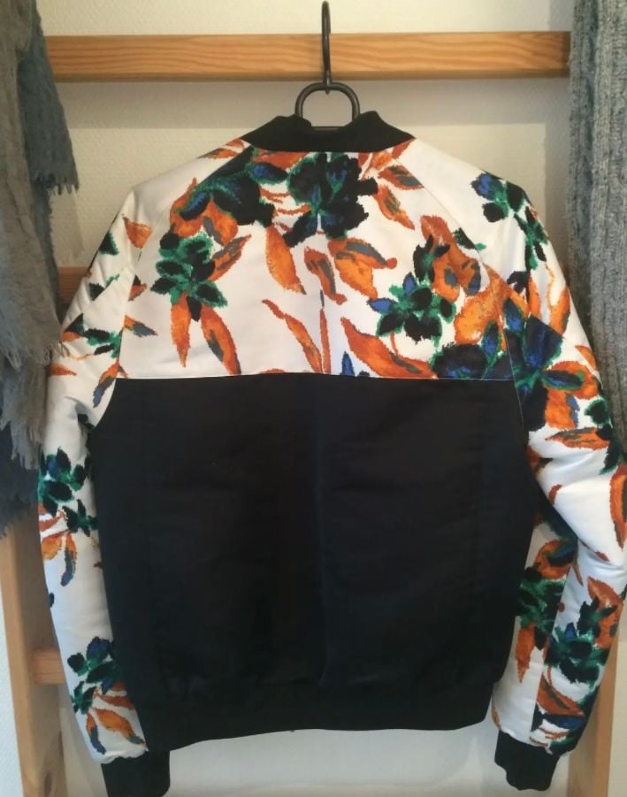 Balenciaga Selling this very rare balenciaga floral bomber jacket 4