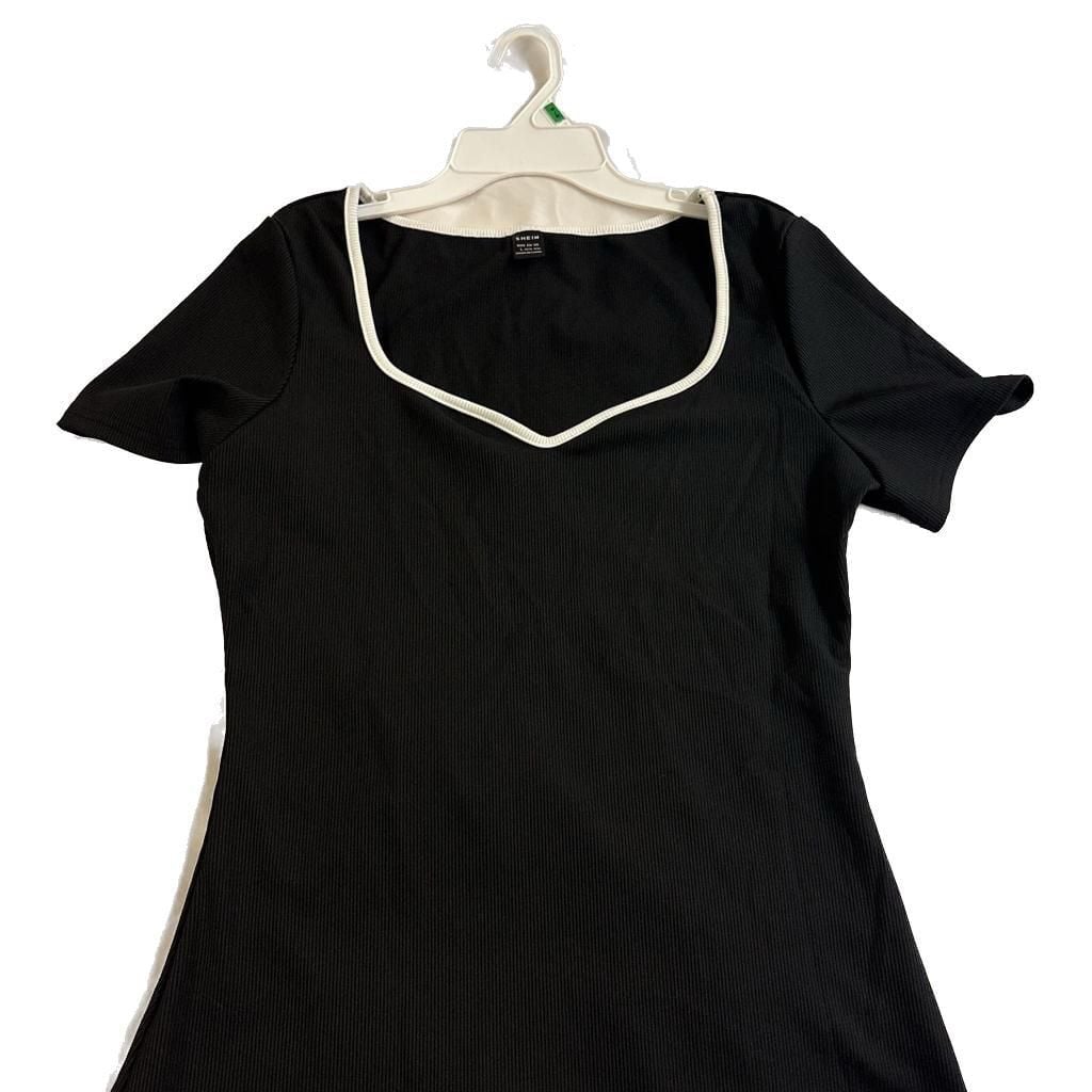 SheIn DAZY Contrast Binding Ribbed Knit Tee, 2