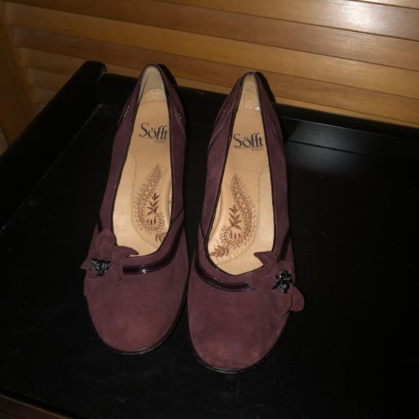 Sofft Vienna Aubergin (Eggplant) Pump Ladies Sz 9. 2.5 Heel 