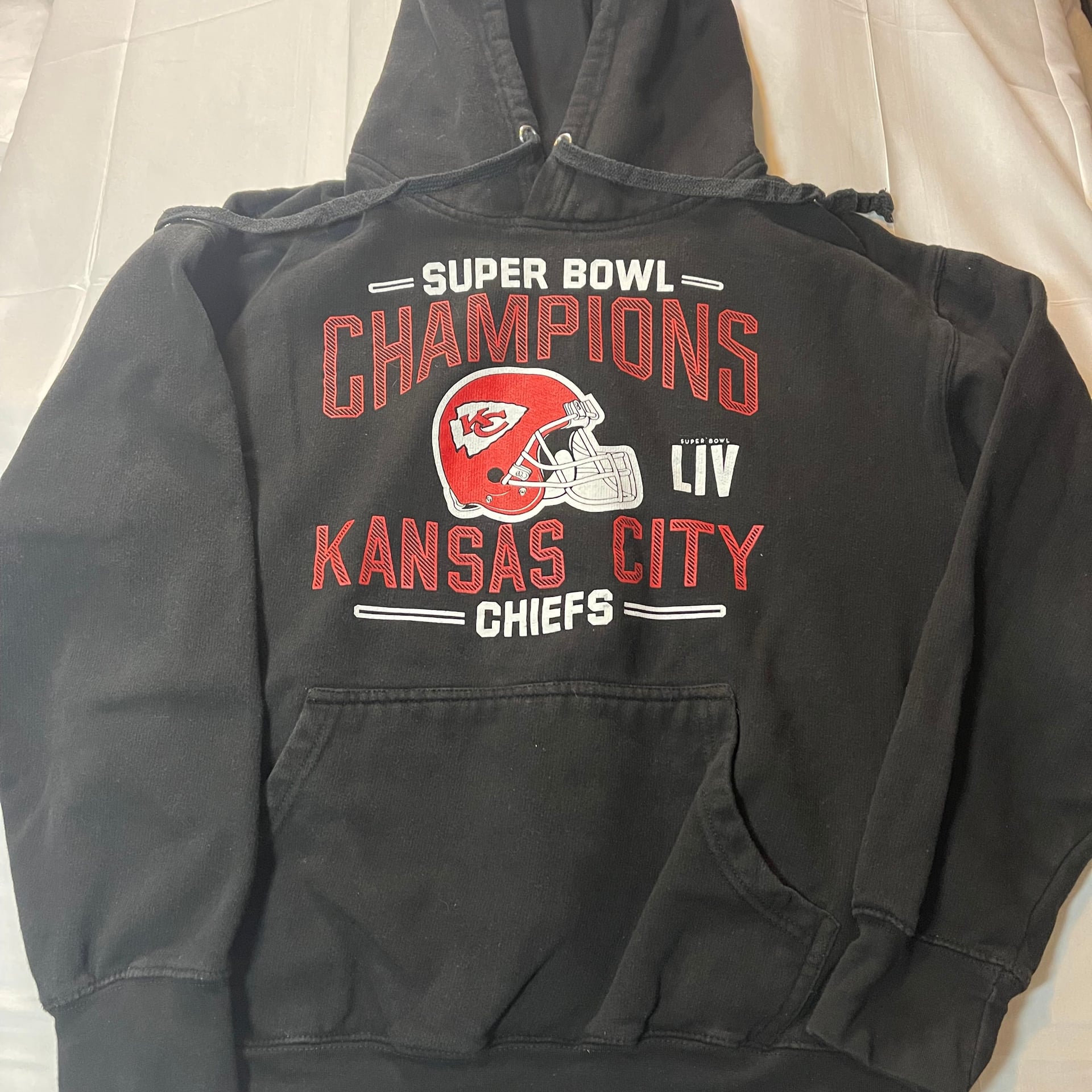 NFL Team Apparel Kansas City Chiefs Super Bowl LIV Champions Hoodie Men's M 2