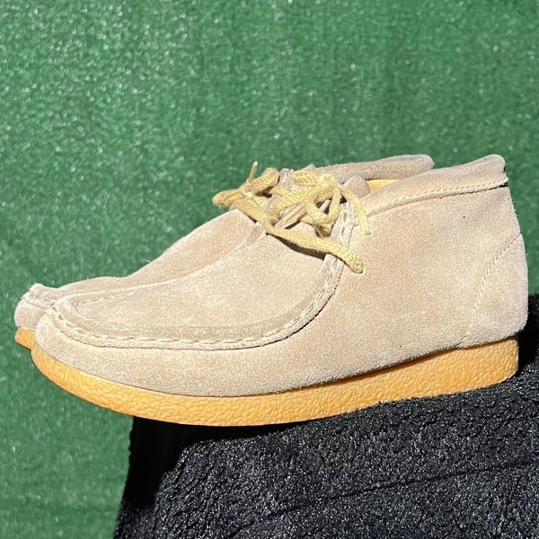 Clarks Wallabee Boot Maple Suede