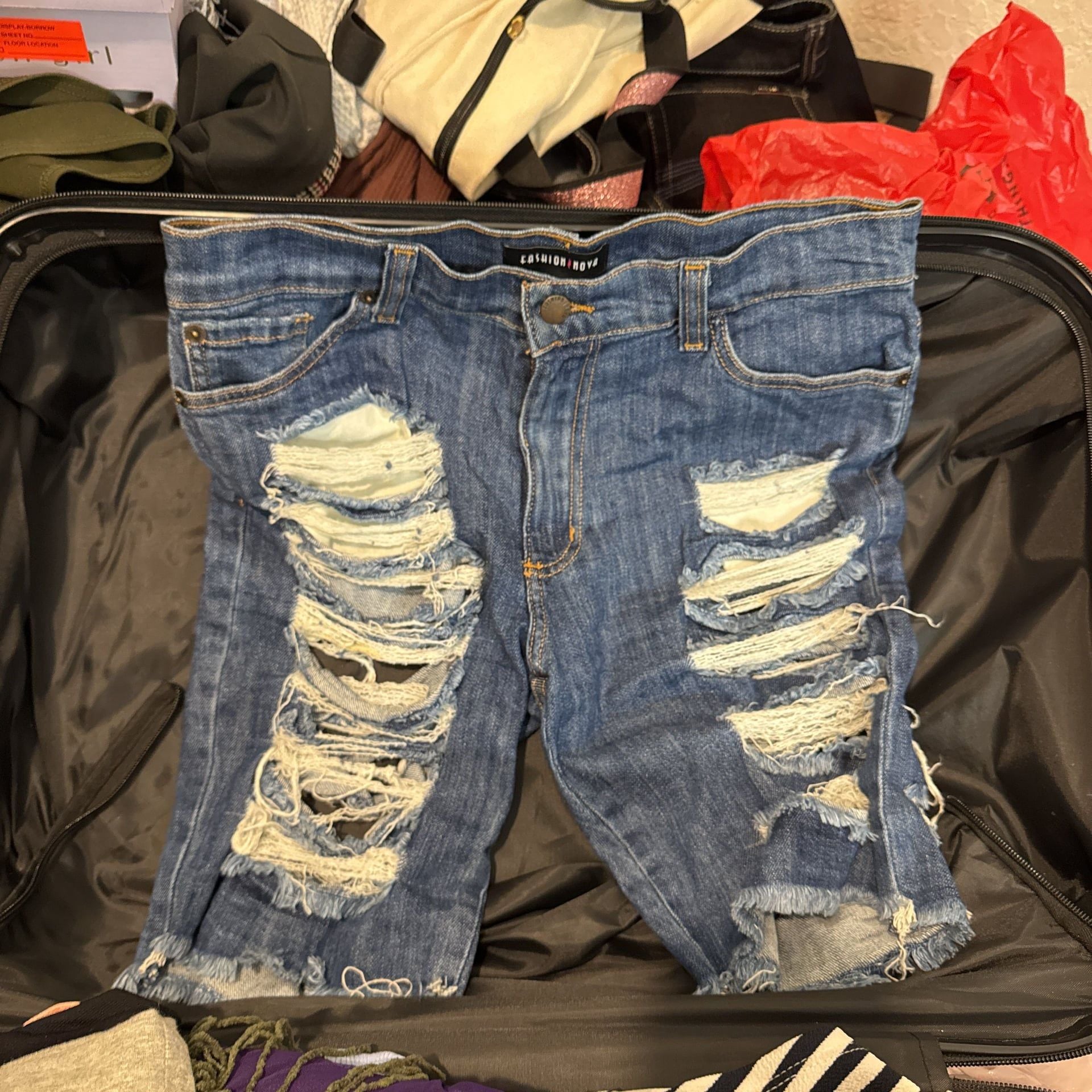 Fashion Nova Distressed Mom Jeans Large 1