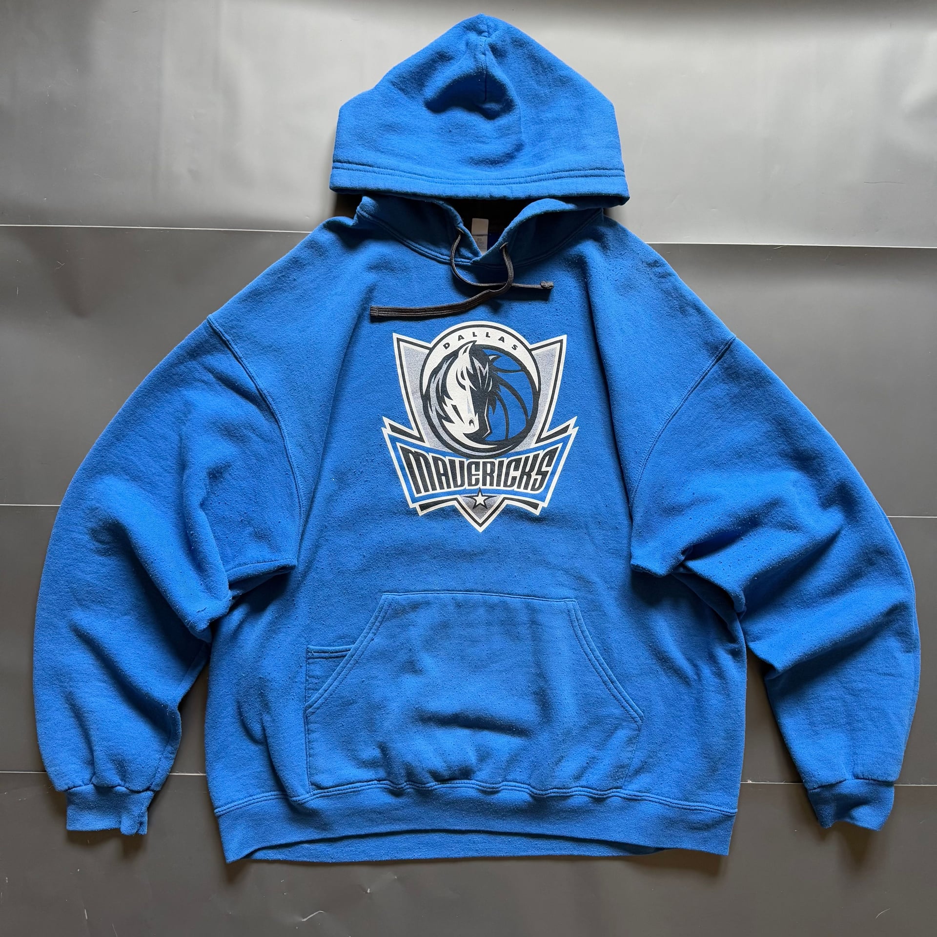 Dallas Mavericks Blue Classic Chenille Hoodie 1
