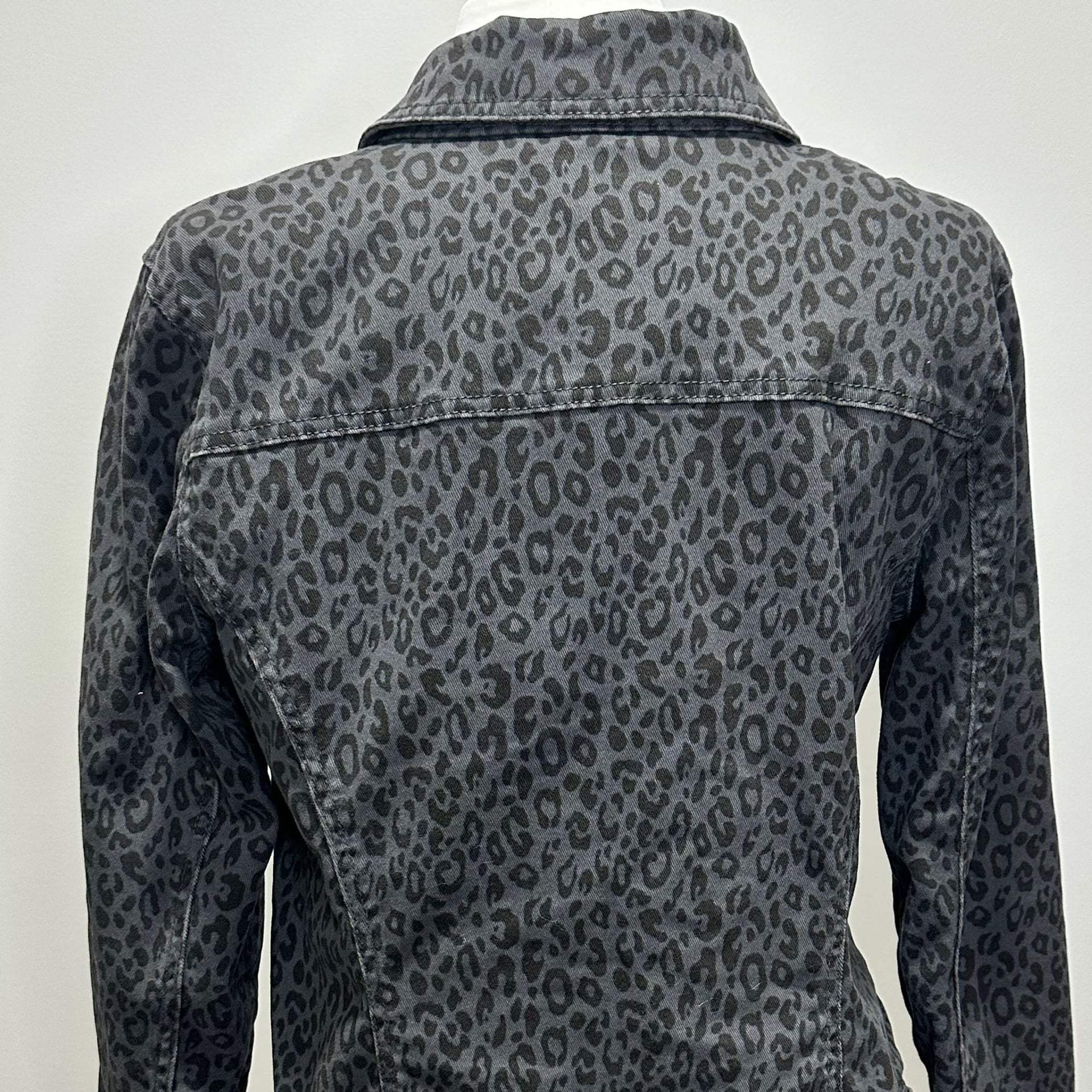 STYLE & CO ANIMAL PRINT JEAN JACKET, Sz M 4