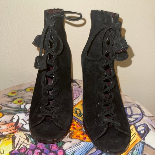 Coach Lena Black Suede Lace-up Peep Toe Ankle Heels Size 7.5 Style Q8696