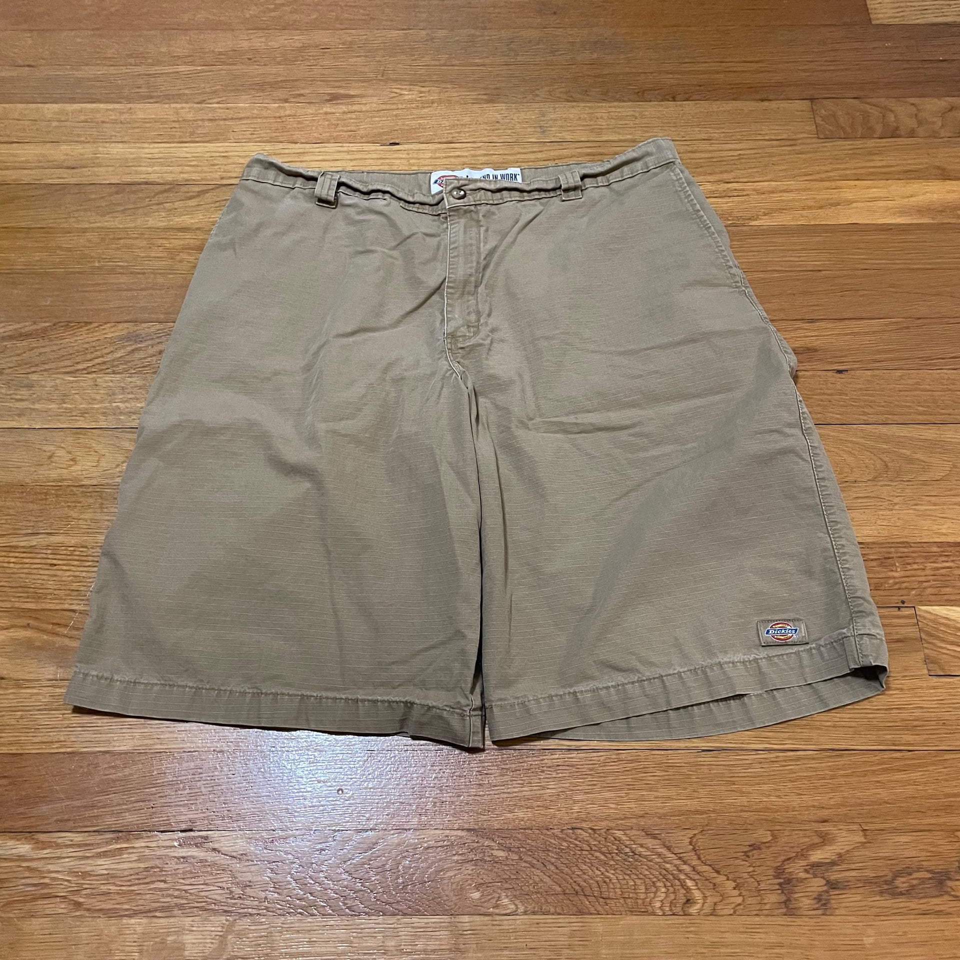 Dickies streetwear skater Y2K Safari brown Shorts Men's Size 34 2