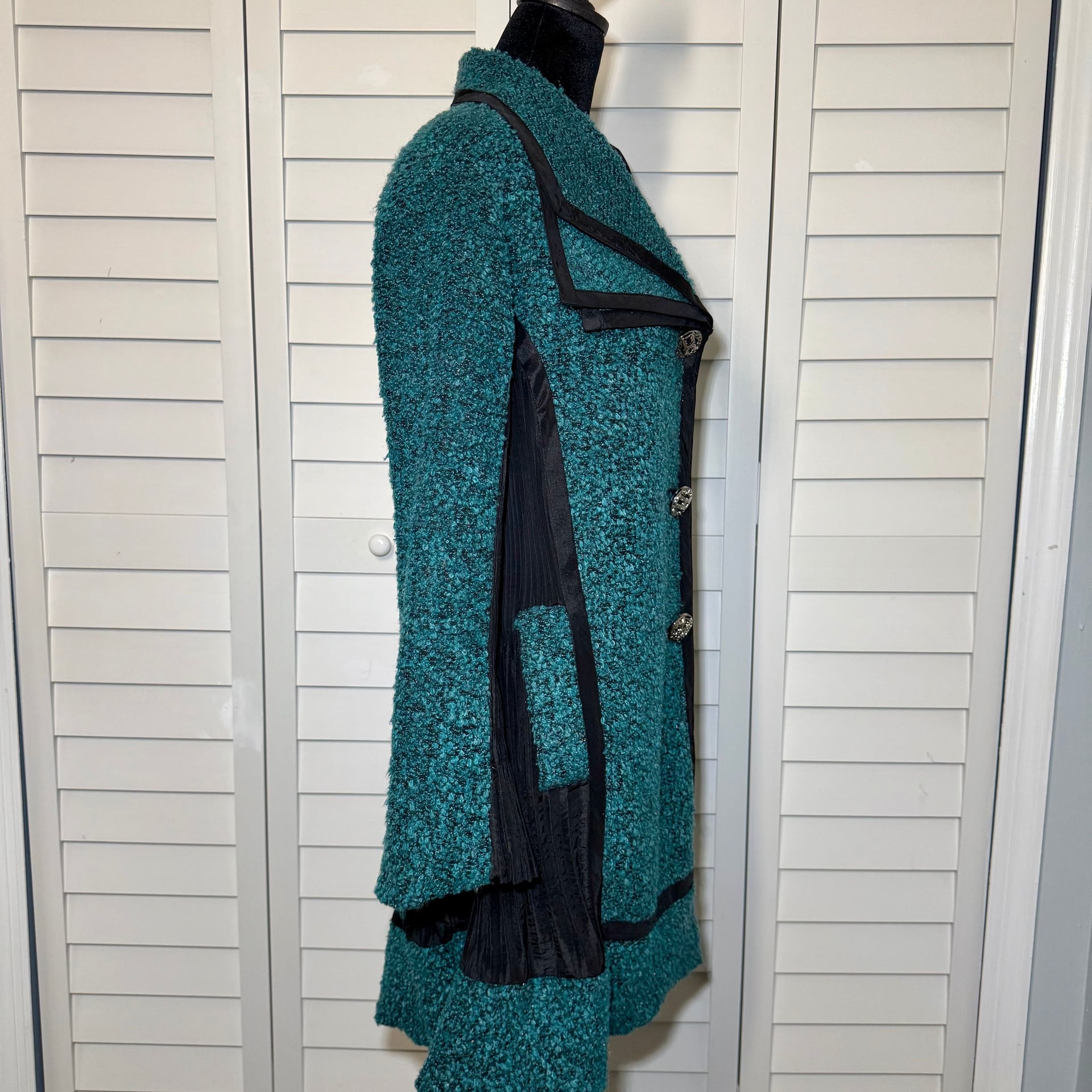 LINDI Teal Bouclé Textured Art Jacket / Asymmetric Button Coat Boutique – Size M 3
