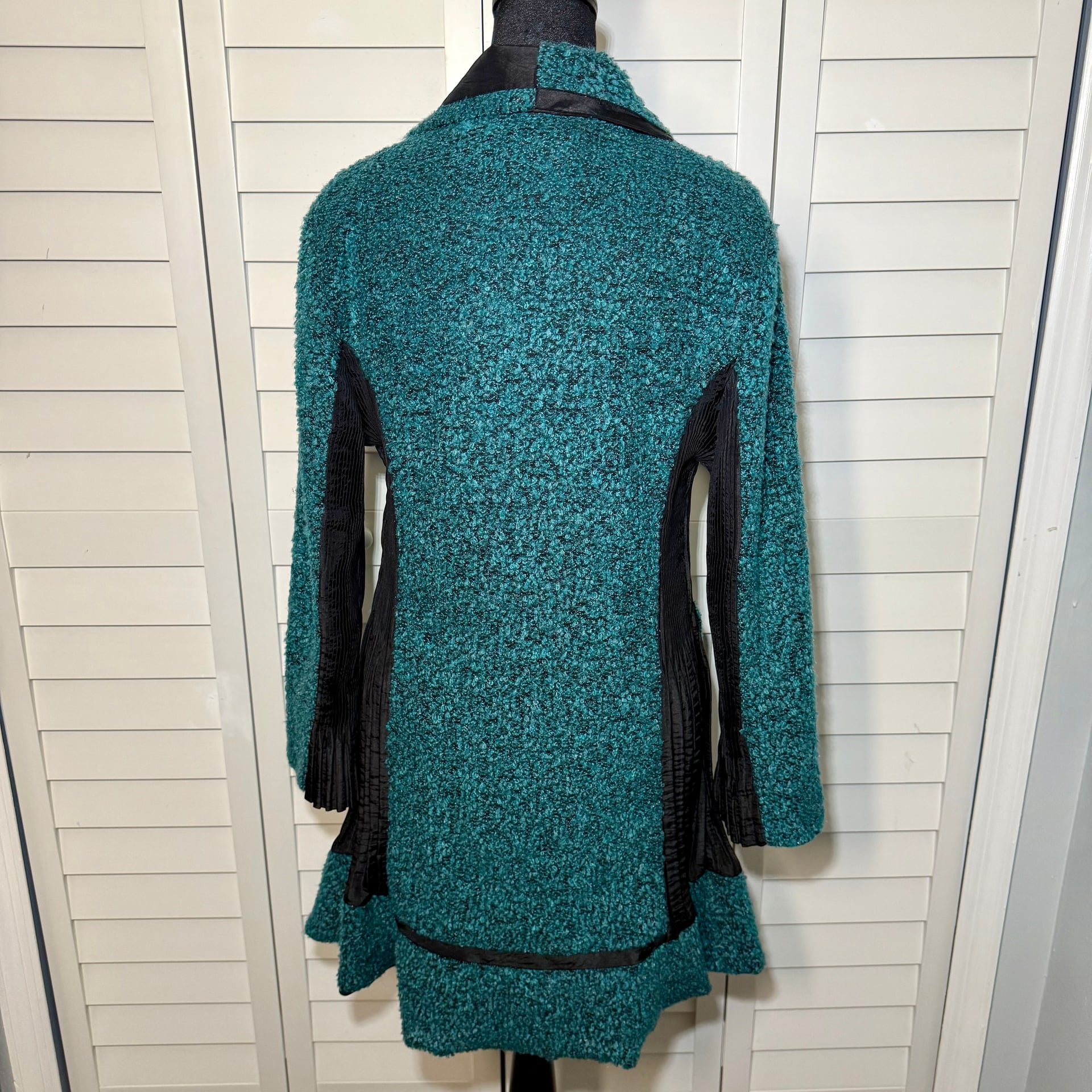 LINDI Teal Bouclé Textured Art Jacket / Asymmetric Button Coat Boutique – Size M 4