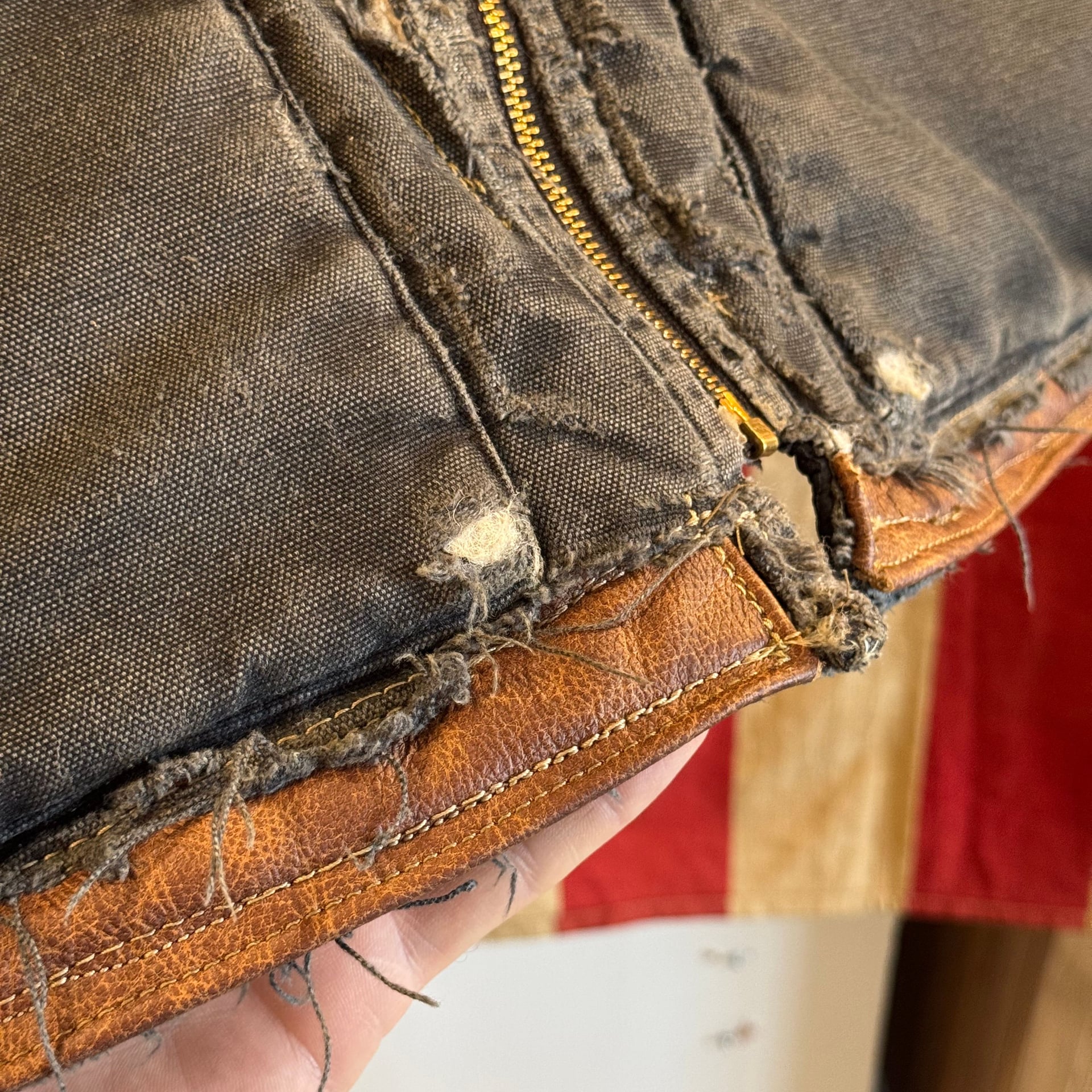 Custom Leather Repaired Carhartt V02 MDT Black XL + Vintage patch  10