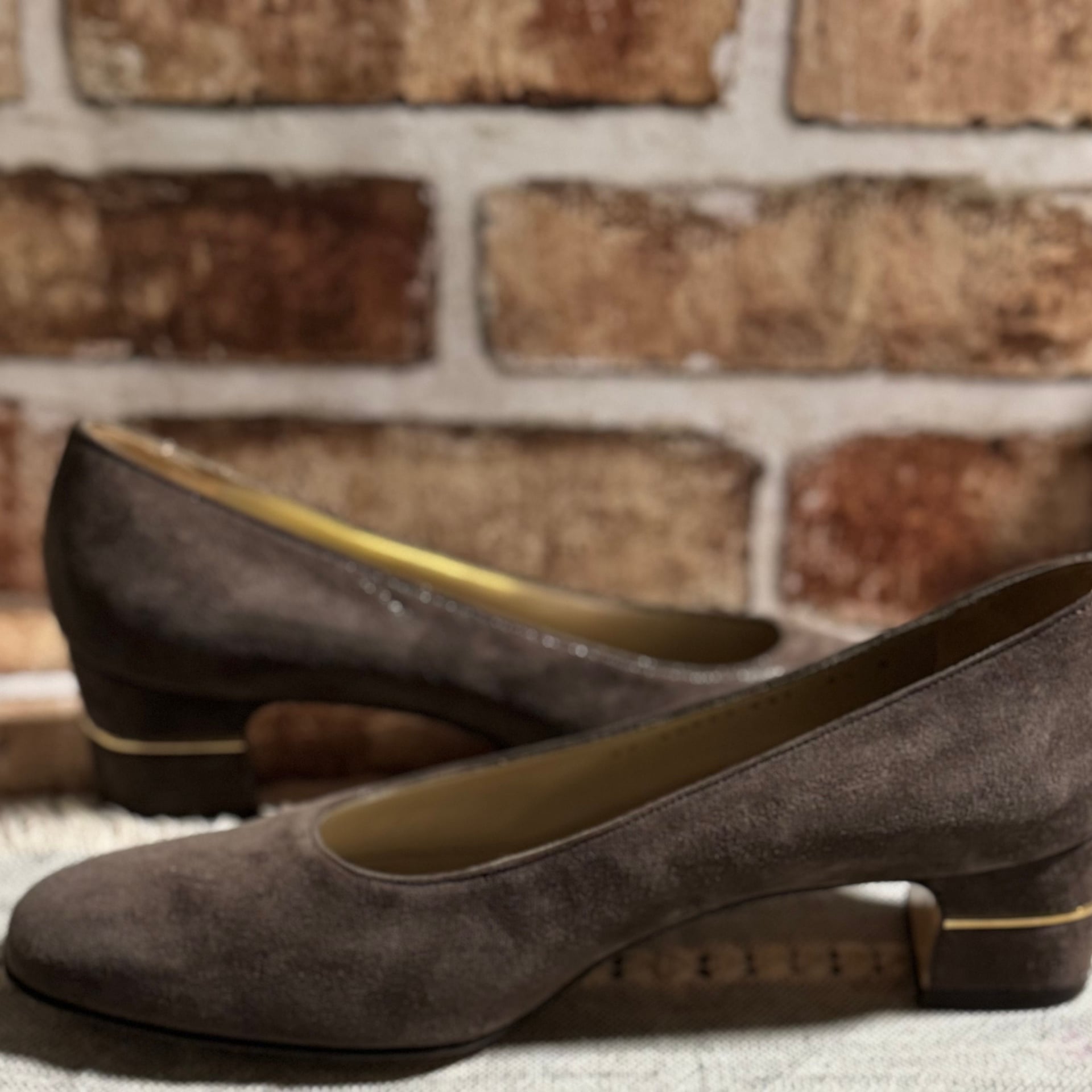 Salvatore Ferragamo Brown Metallic Pumps, Size 8.5 B Vintage Luxury 6