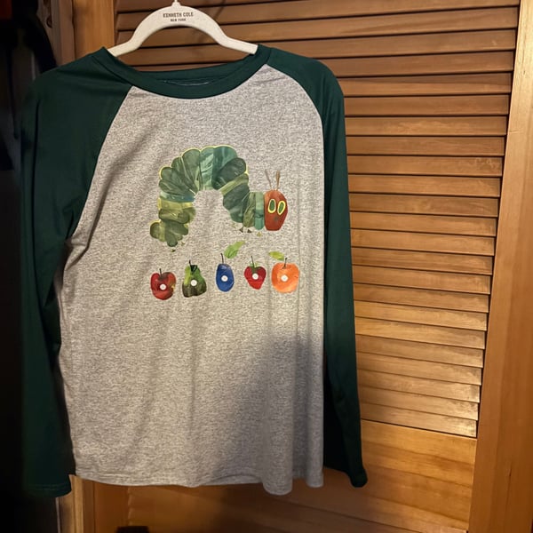 women's casual raglan long sleeve t shirt "hungry - Oman