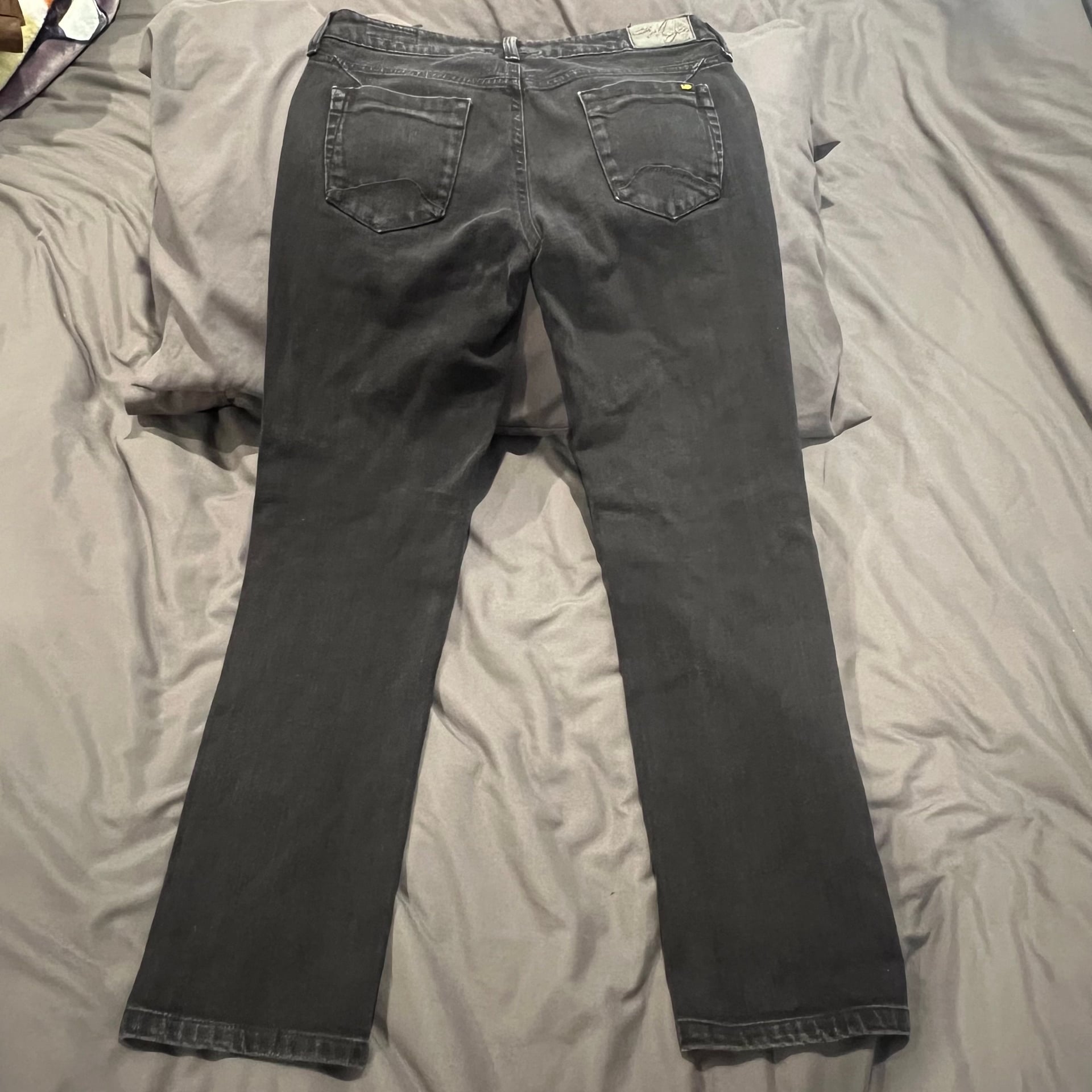 Meltin' Pot Women's Marylin Slim Straight Fit Black Denim Jeans Size 27 X 32 8