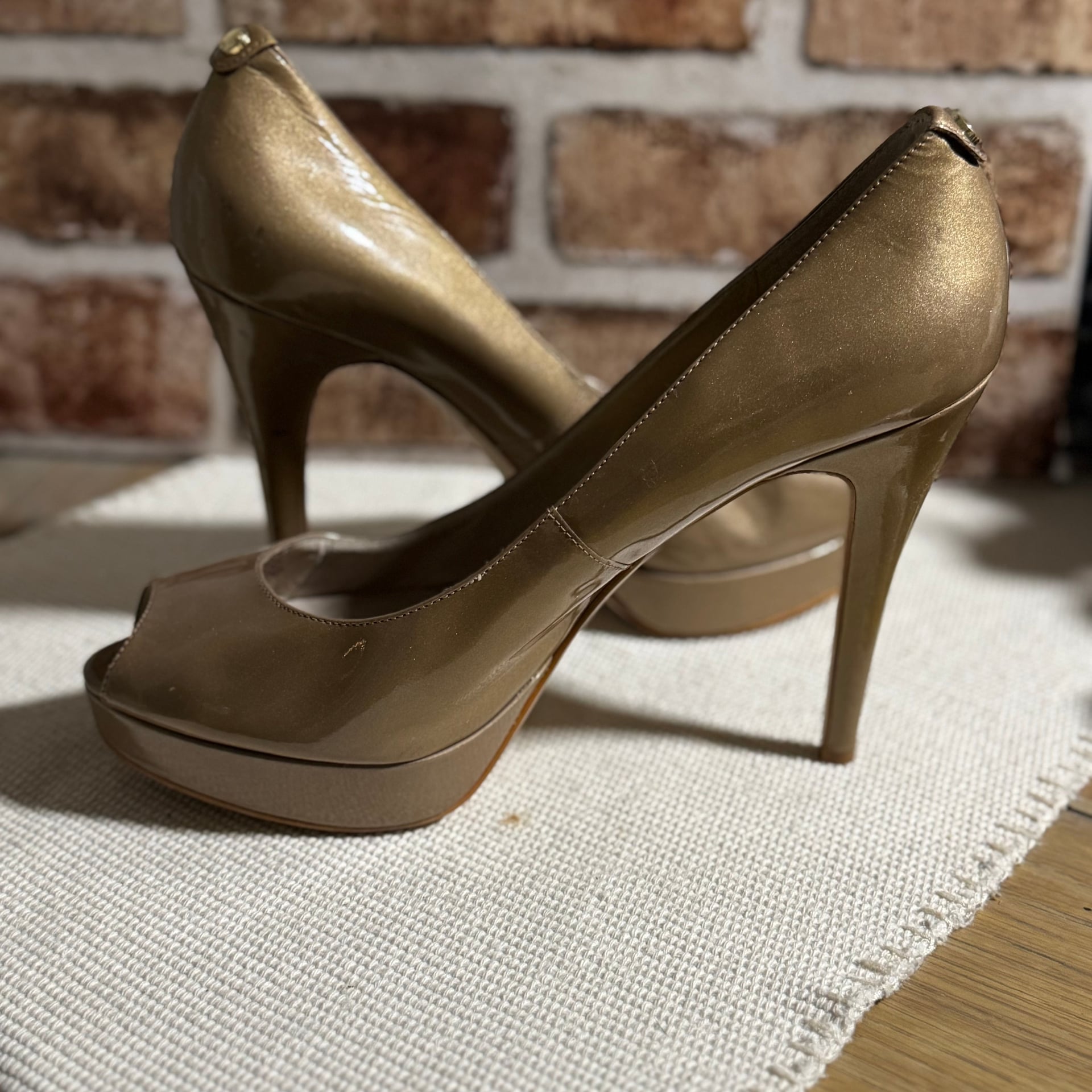 Michael Kors York Platform Gold Peep Toe Stiletto Heels Size 10 Holiday Party 5