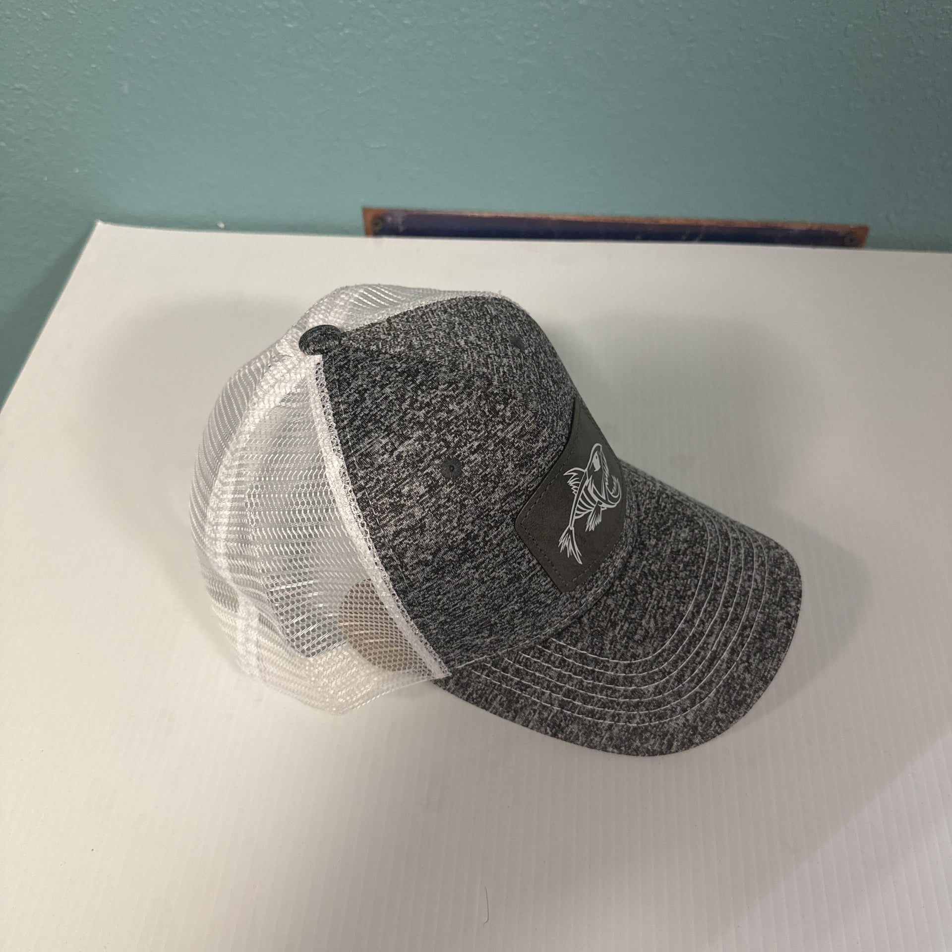 Fish bones heather with patch Trucker Hat 5