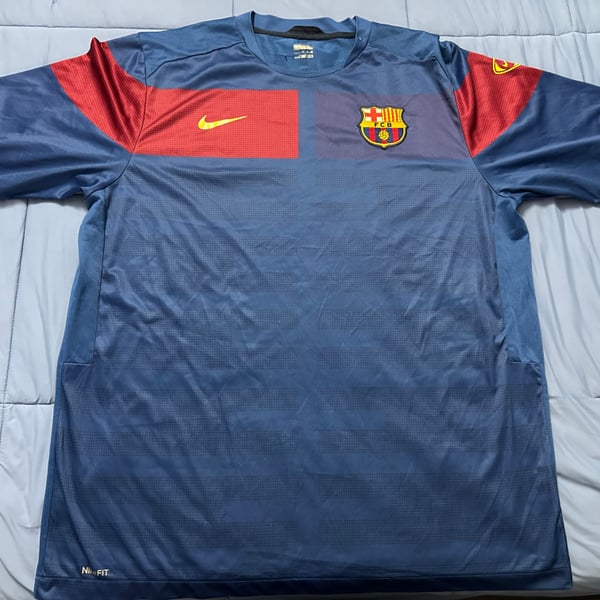 Nike FC Barcelona 2009/2010 Training Soccer Jersey Men's Large
