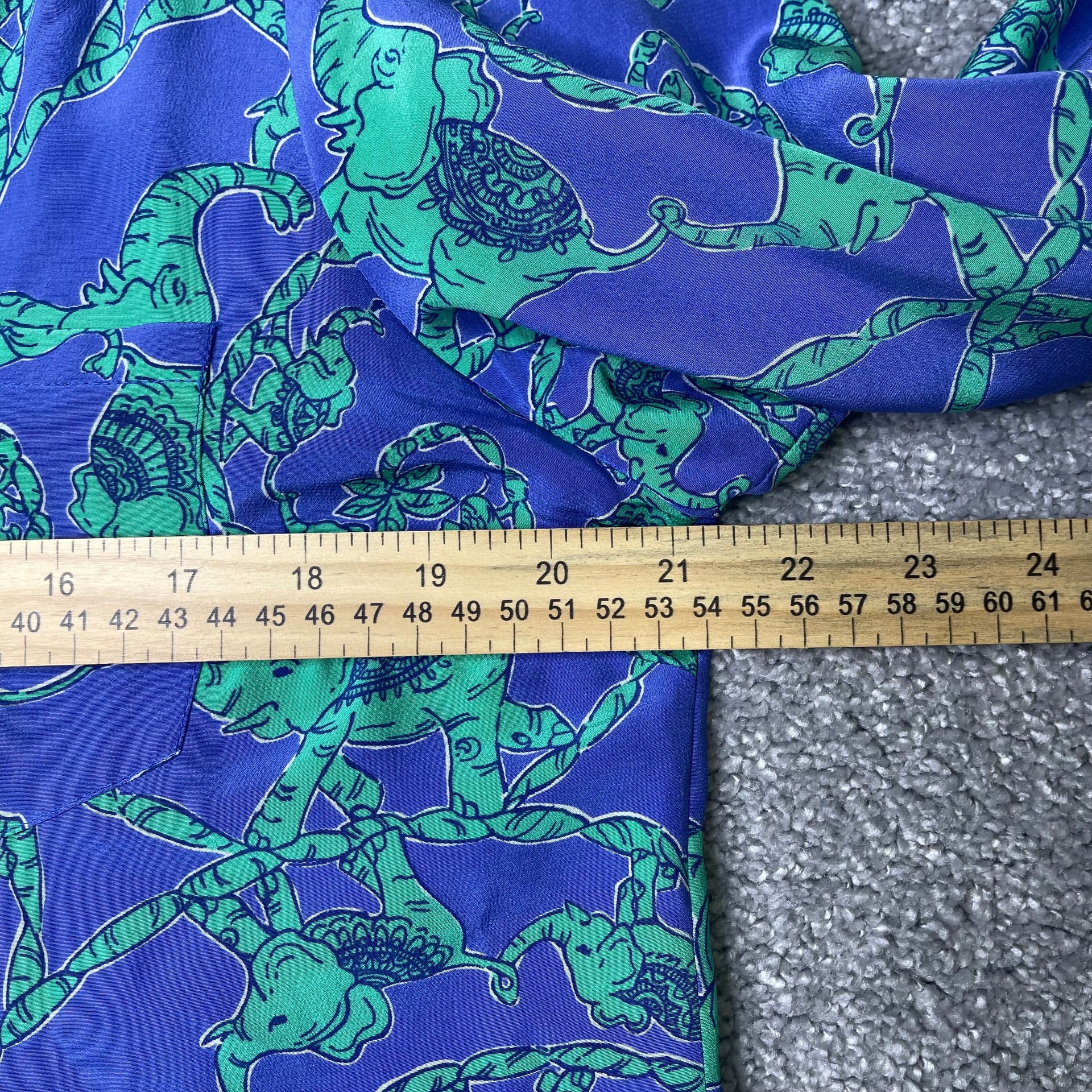 Lilly Pulitzer Delray Tunic Top Iris Blue Loopy Elephants 10