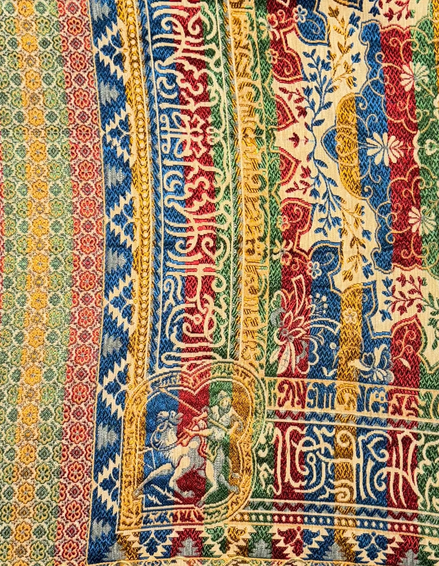 Vintage 94” Tapestry Arabian Horse Rider Warrior Tablecloth Bedspread Coverlet 8