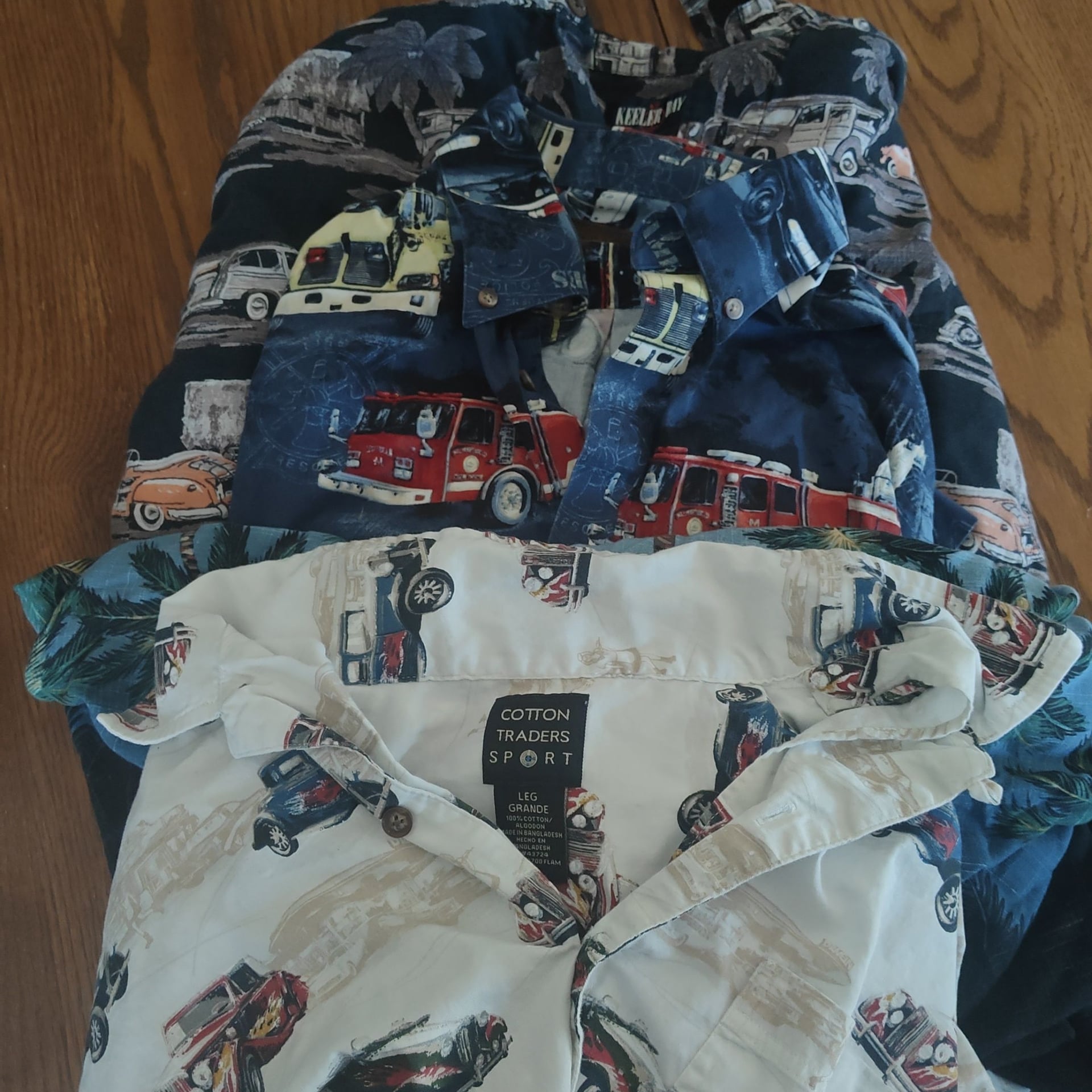 Classic car Hawaiian 3 button down Men's Large 1