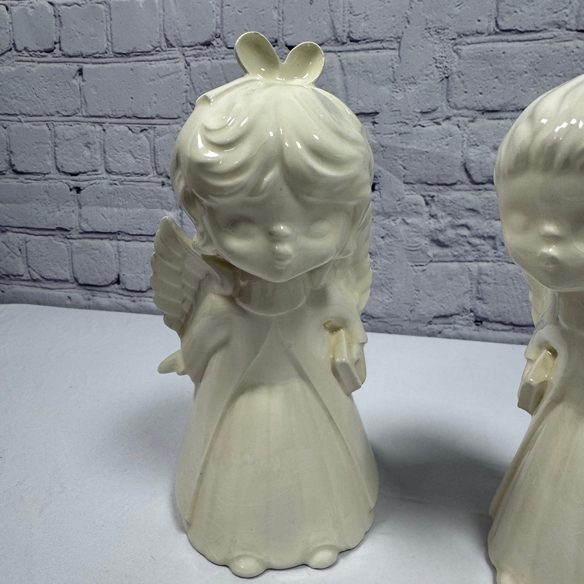 Vintage White Ceramic Kissing Angels Figurines Girl and Boy Set of 2 4