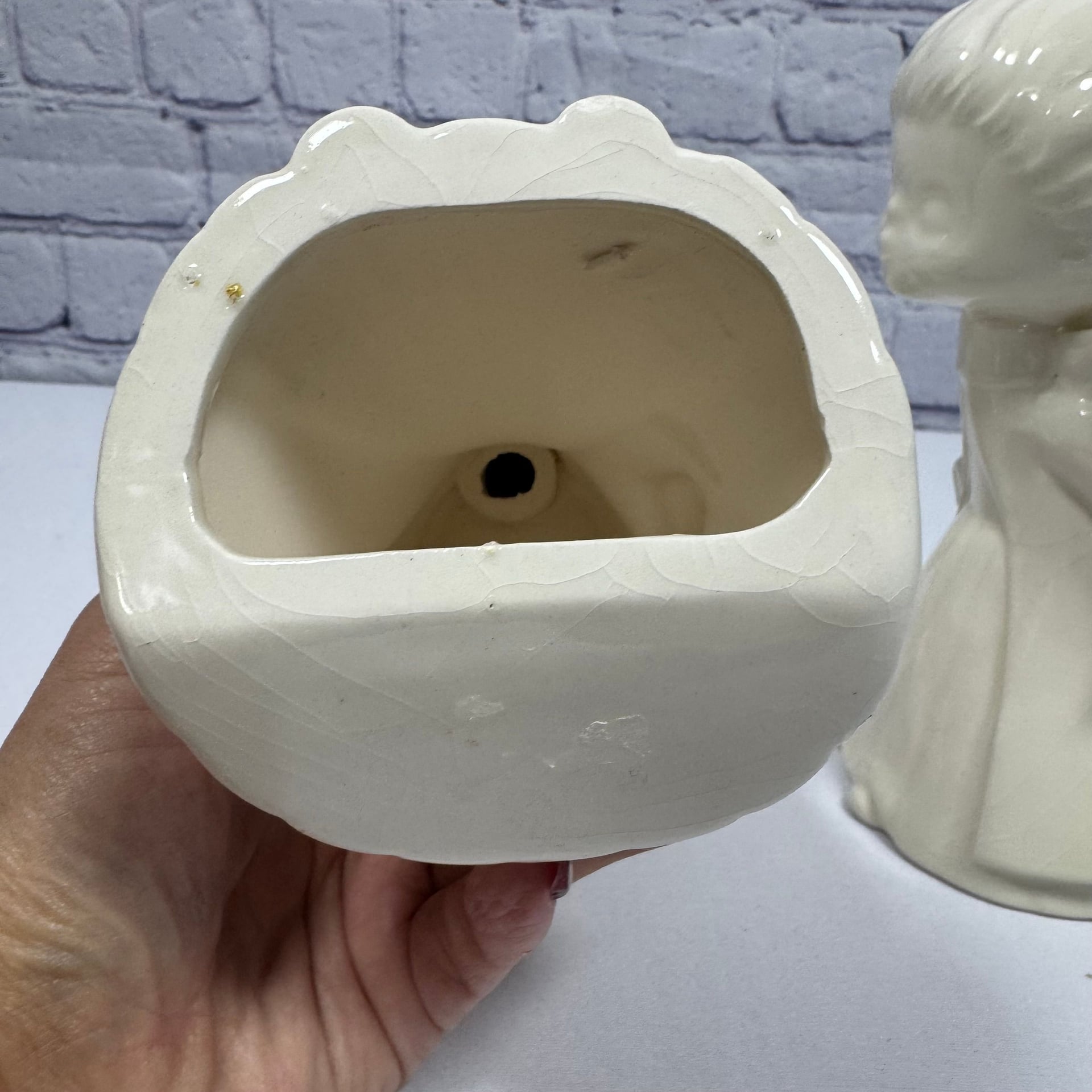Vintage White Ceramic Kissing Angels Figurines Girl and Boy Set of 2 7