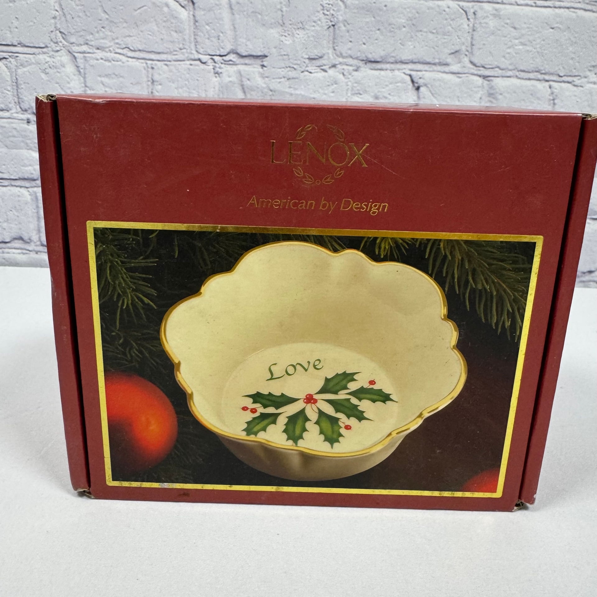 Lenox Holiday Love Round Fluted Candy Dish Bowl Holly Leaves Christmas Gilt 4.5" 3
