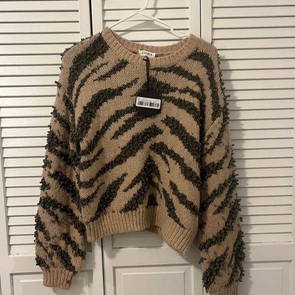 American Eagle Zebra Print Cropped Wool Sweater