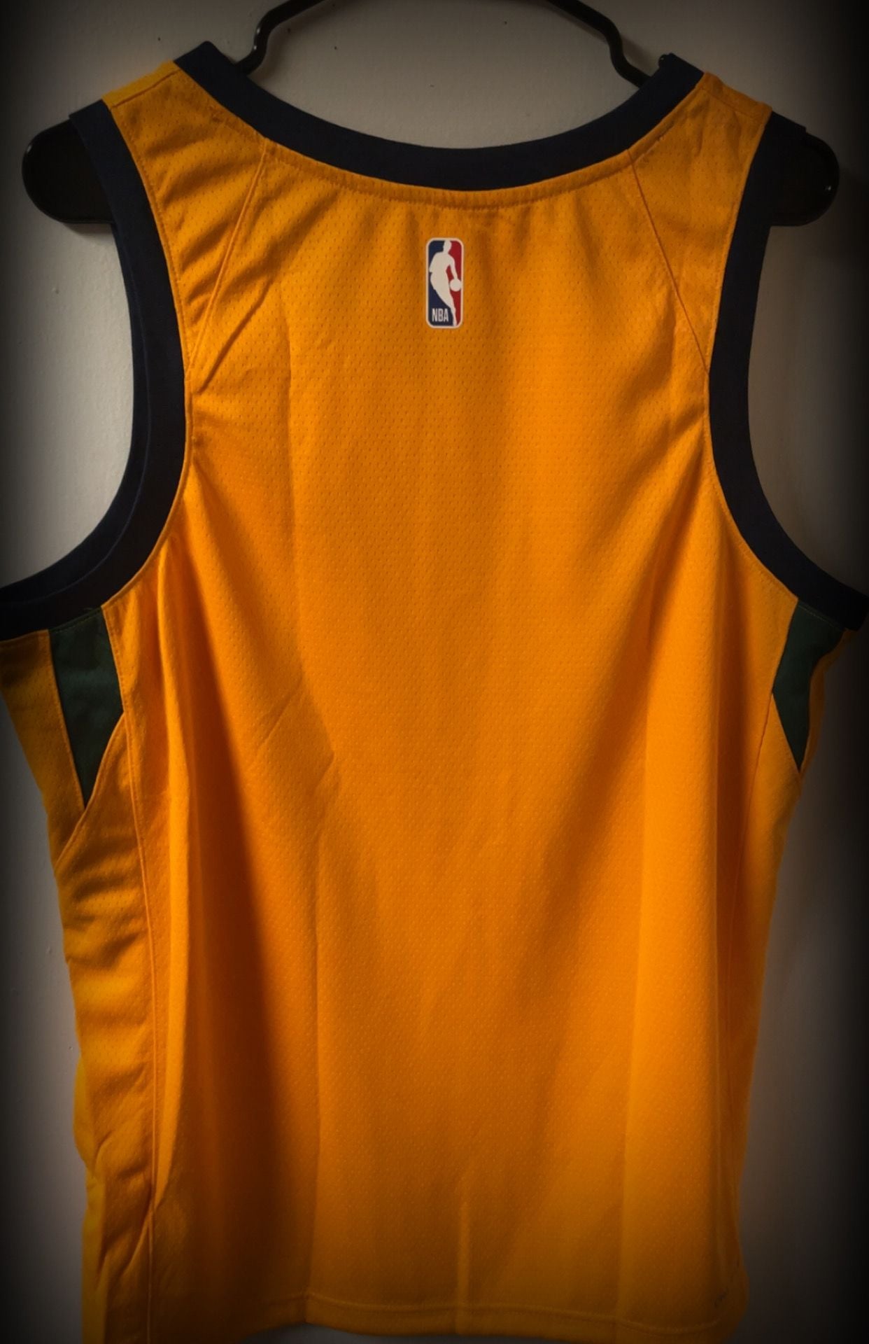Utah Jazz Jordan NBA Connected Jersey Gold Black Size M 7