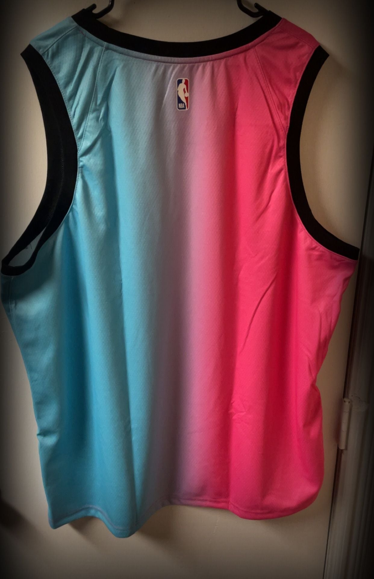 Nike Miami Heat Vice City Edition Swingman Jersey Pink Blue Gradient Size L 7