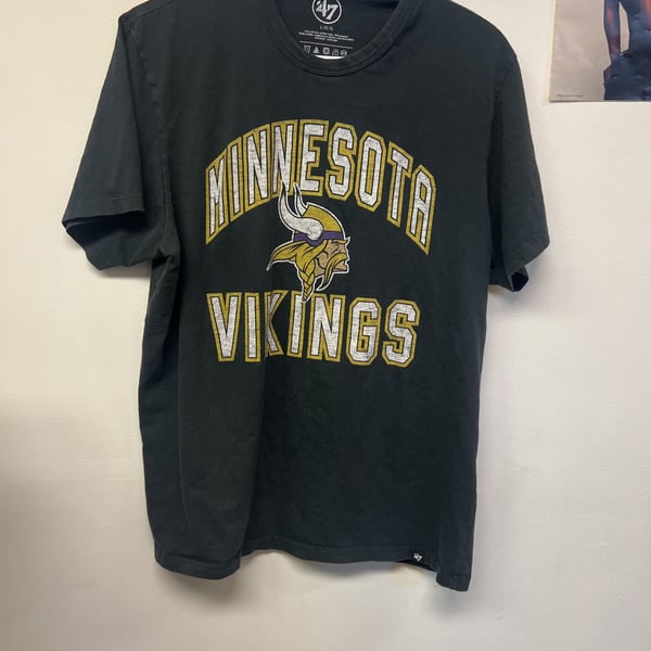 Minnesota Vikings shirt  Large