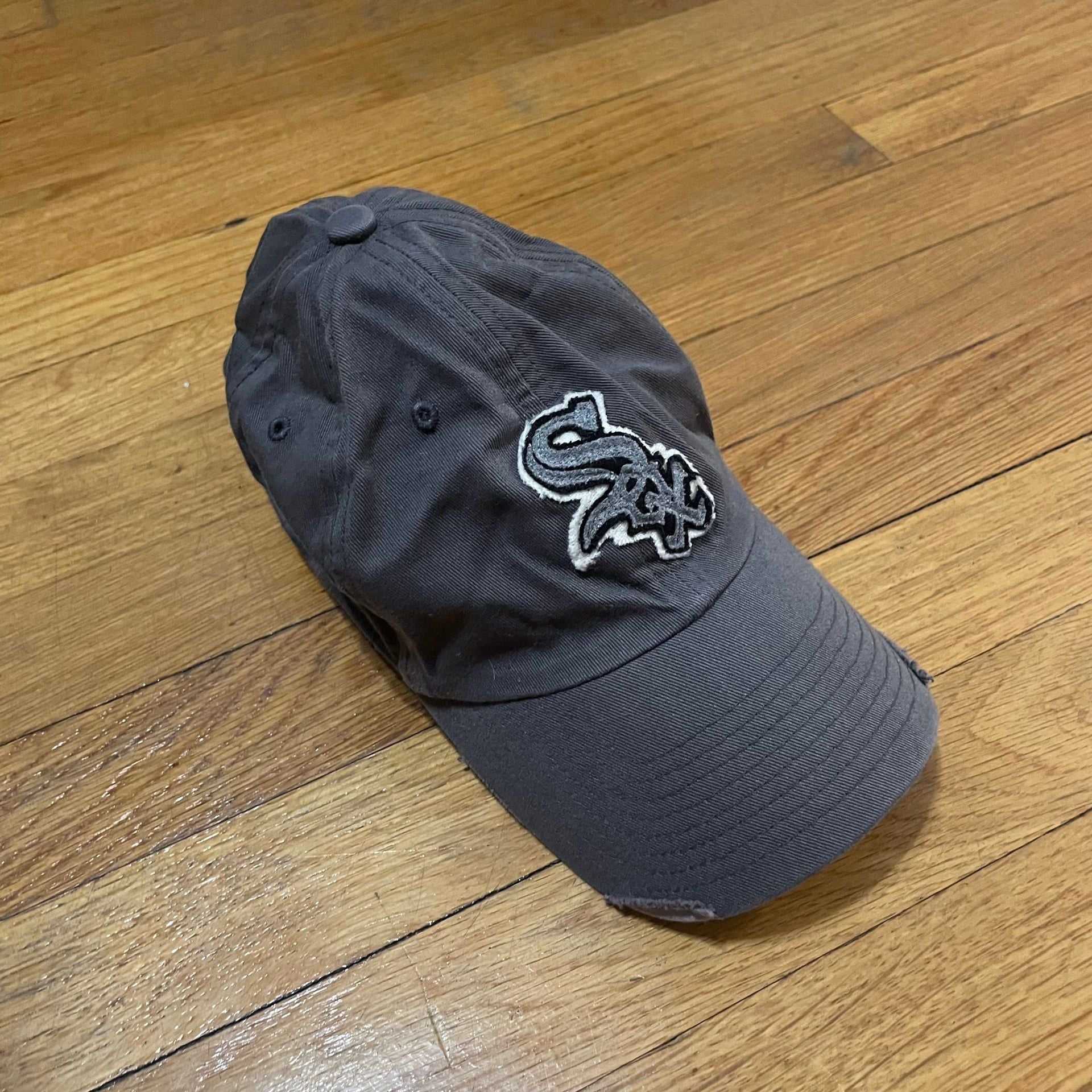 Vintage Grey Chicago White Sox MLB Hat 3