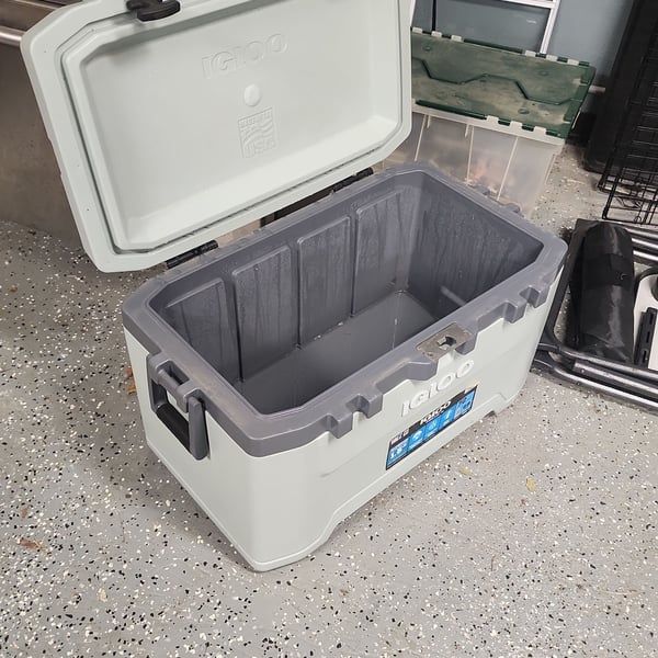 Igloo IMX 70 Quart Cooler