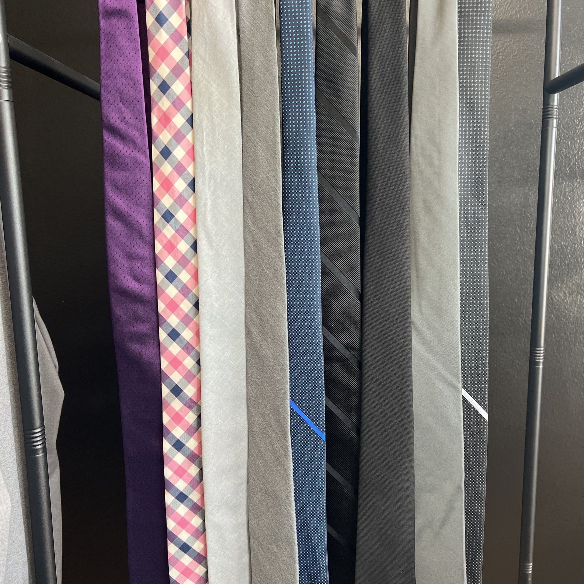 Express Mens - Lot of 9 Men's Neckties 1
