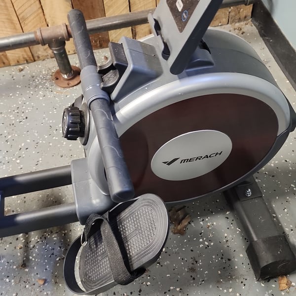 MERACH Q1S Magnetic Rowing Machine, 16 Levels of Quiet Resistance