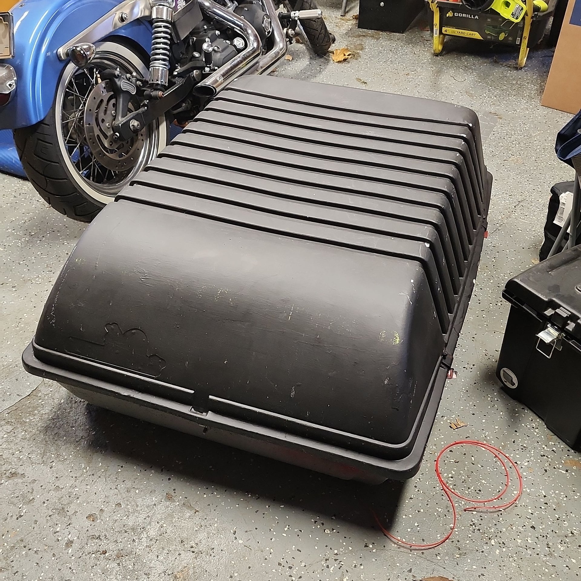 THULE Adventurer Cargo Box! OBO! for Sale in Syracuse, UT - 2