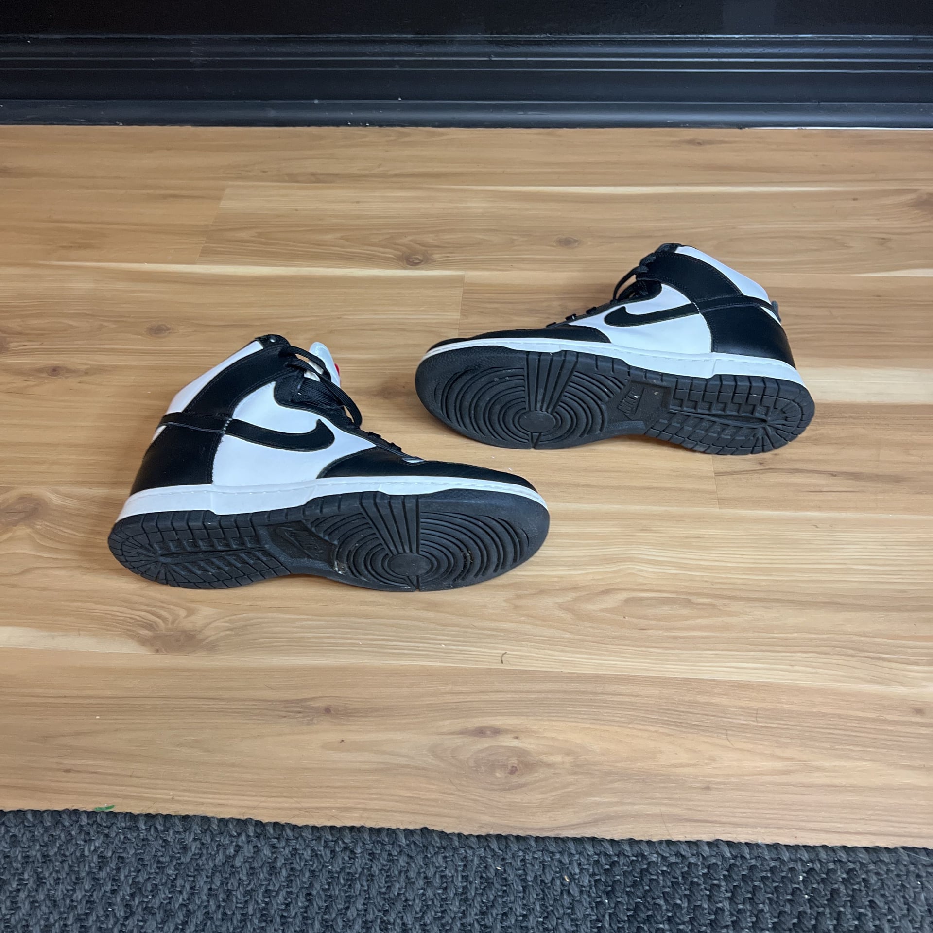 Nike Dunk High Retro Panda Black White DD1869-103 4
