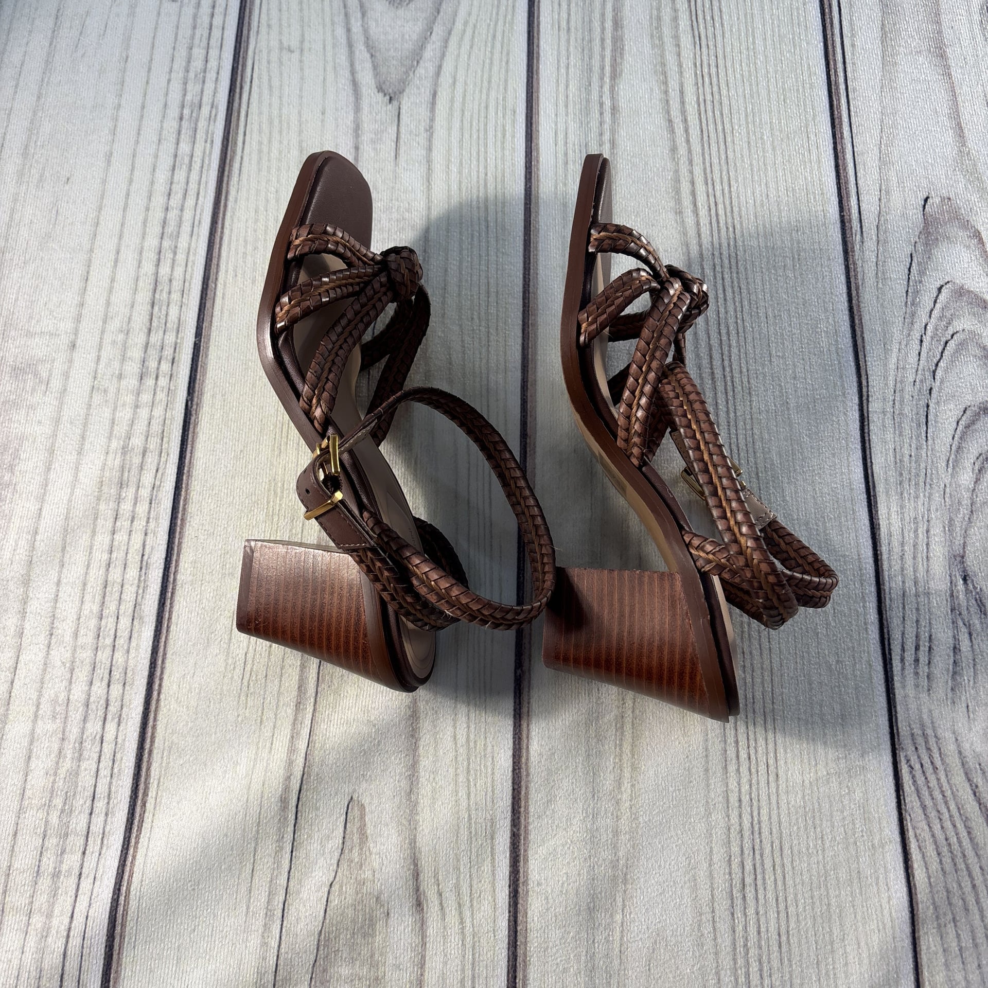 Giani Bernini Women’s Size 7.5M Strappy Brown Heels Sandals 6