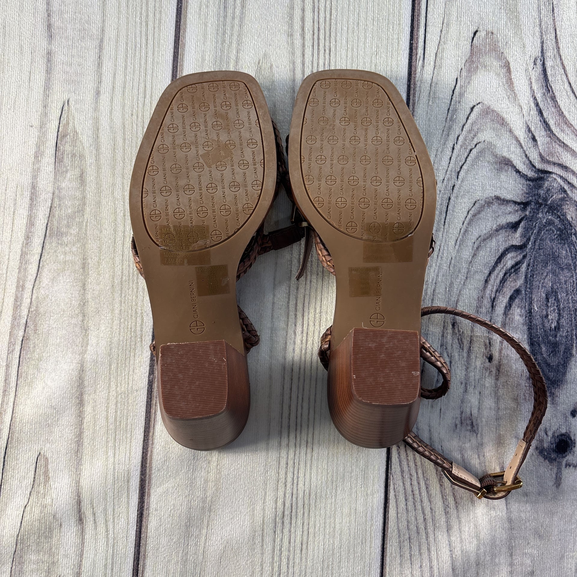 Giani Bernini Women’s Size 7.5M Strappy Brown Heels Sandals 8